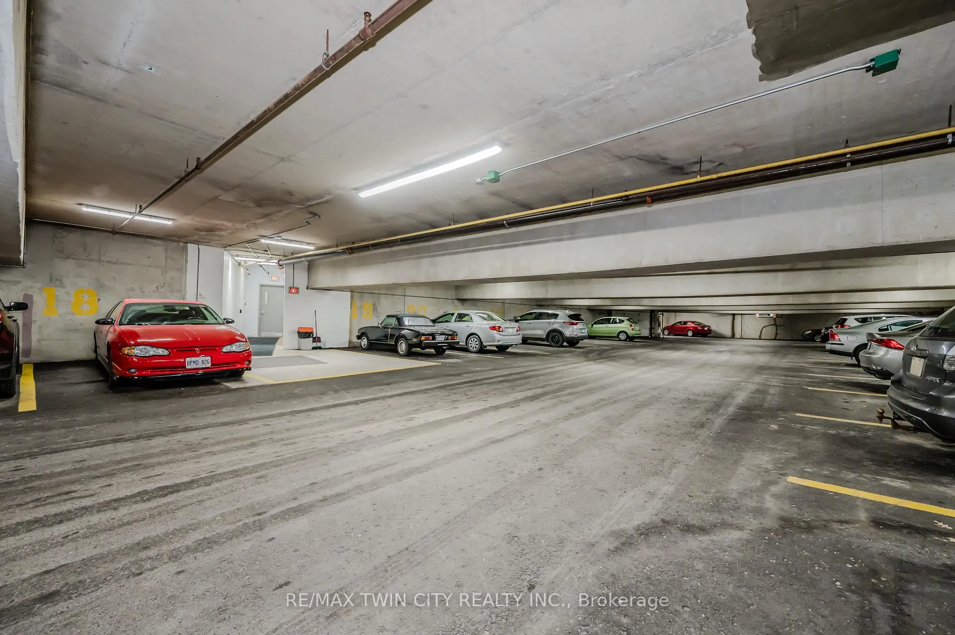Photo 18 of Unit 409, 1414 King Street E, Kitchener — HOMEH
