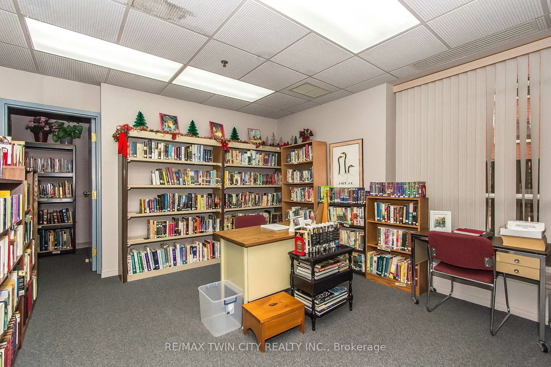 Photo 25 of Unit 409, 1414 King Street E, Kitchener — HOMEH