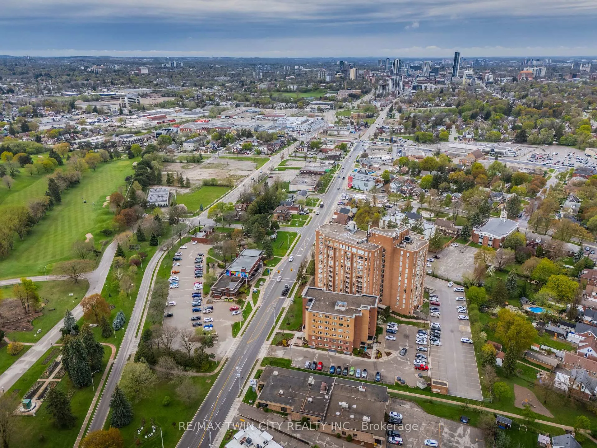 Photo 29 of Unit 409, 1414 King Street E, Kitchener — HOMEH