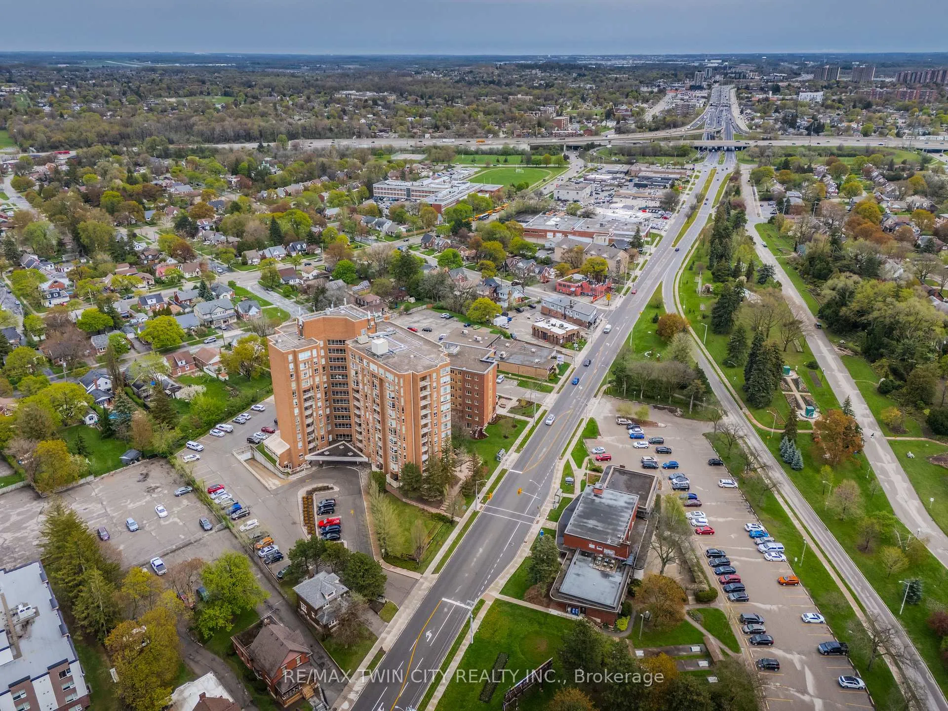 Photo 30 of Unit 409, 1414 King Street E, Kitchener — HOMEH