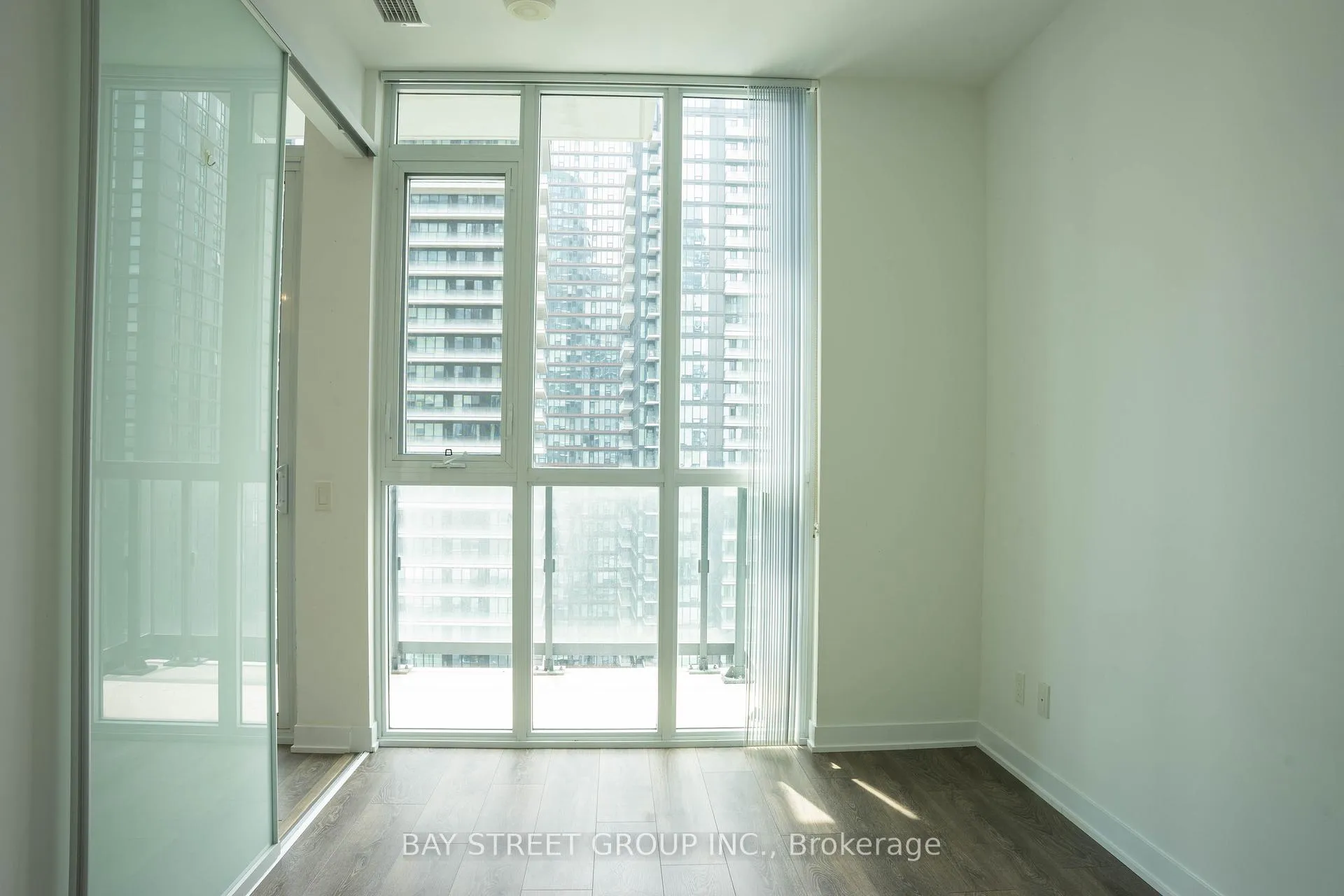 Photo 4 of Unit 2915, 87 Peter Street, Toronto, Waterfront Communities — HOMEH