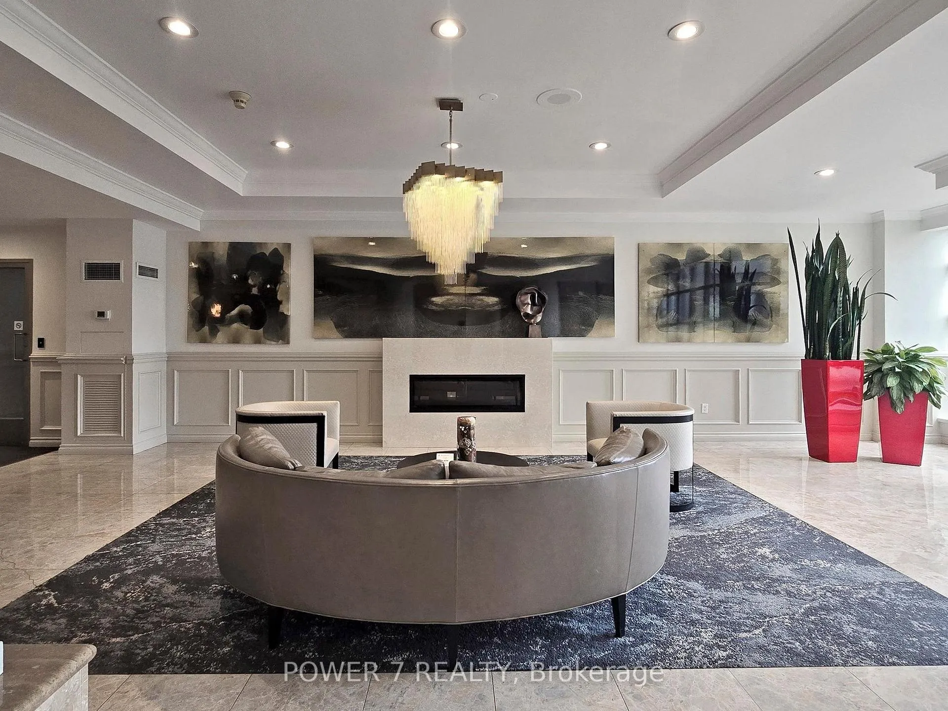 Photo 4 of Unit 1603, 7 Townsgate Drive, Vaughan, Crestwood-Springfarm-Yorkhill — HOMEH