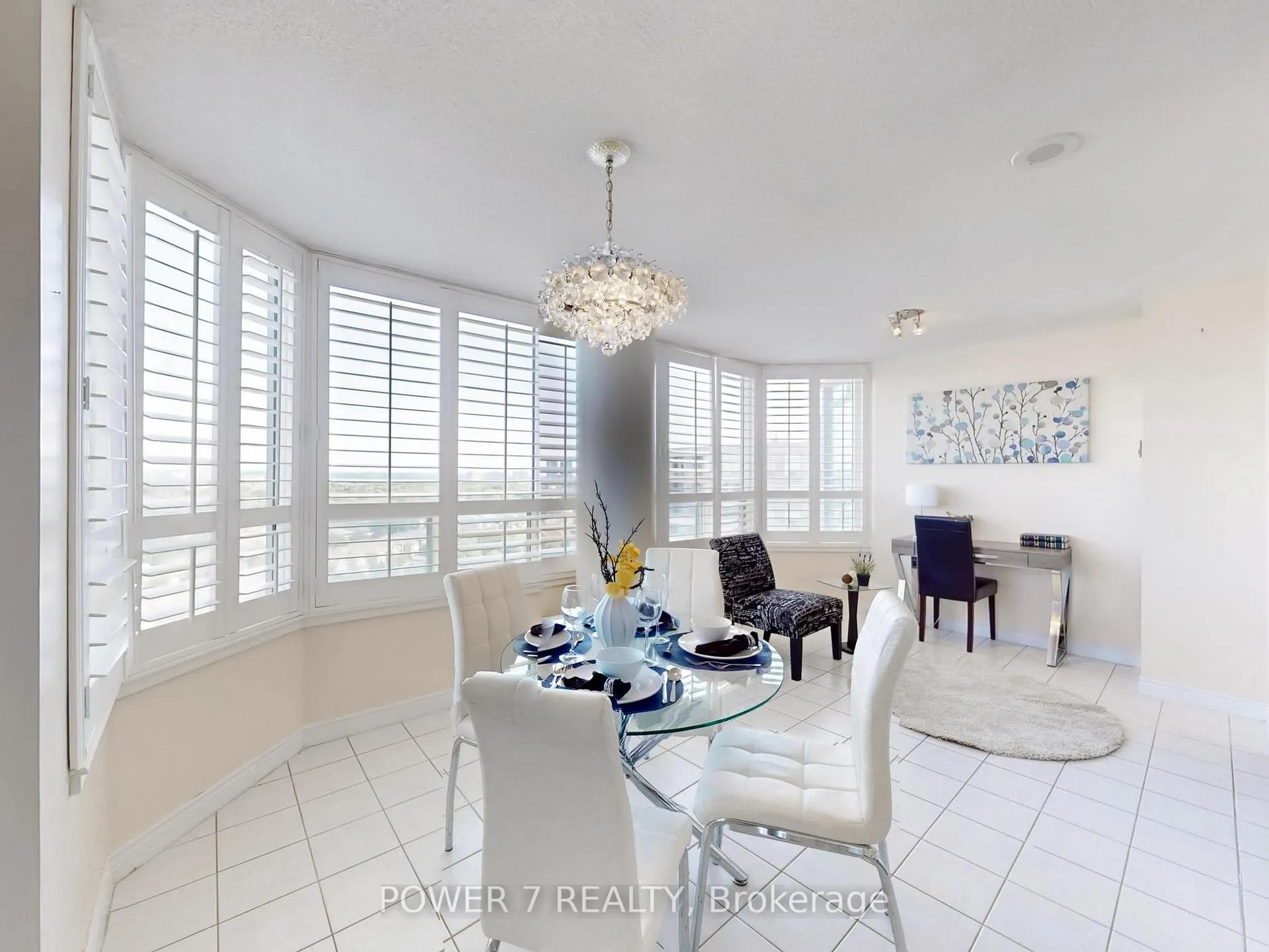 Photo 16 of Unit 1603, 7 Townsgate Drive, Vaughan, Crestwood-Springfarm-Yorkhill — HOMEH