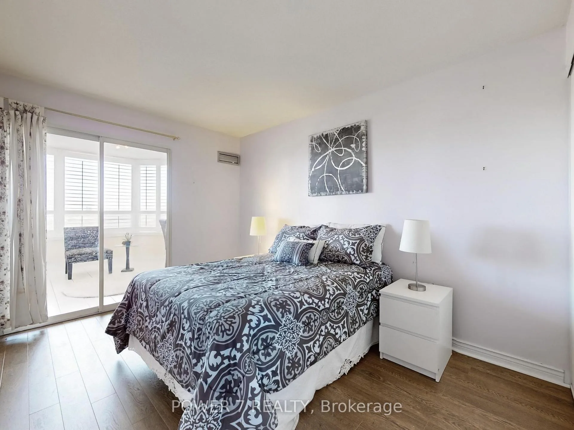 Photo 24 of Unit 1603, 7 Townsgate Drive, Vaughan, Crestwood-Springfarm-Yorkhill — HOMEH