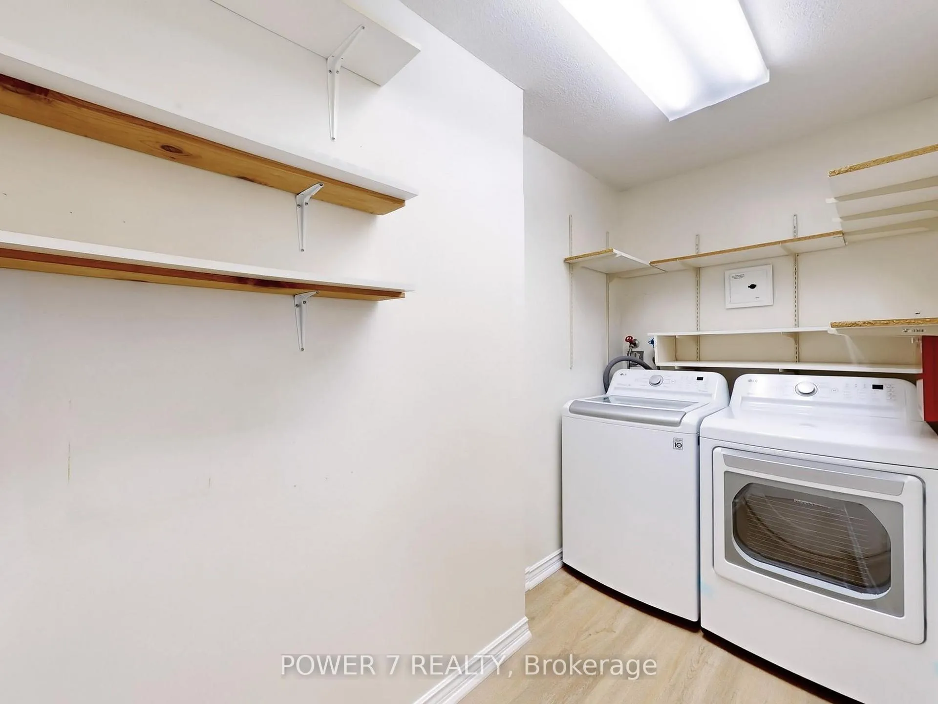 Photo 28 of Unit 1603, 7 Townsgate Drive, Vaughan, Crestwood-Springfarm-Yorkhill — HOMEH