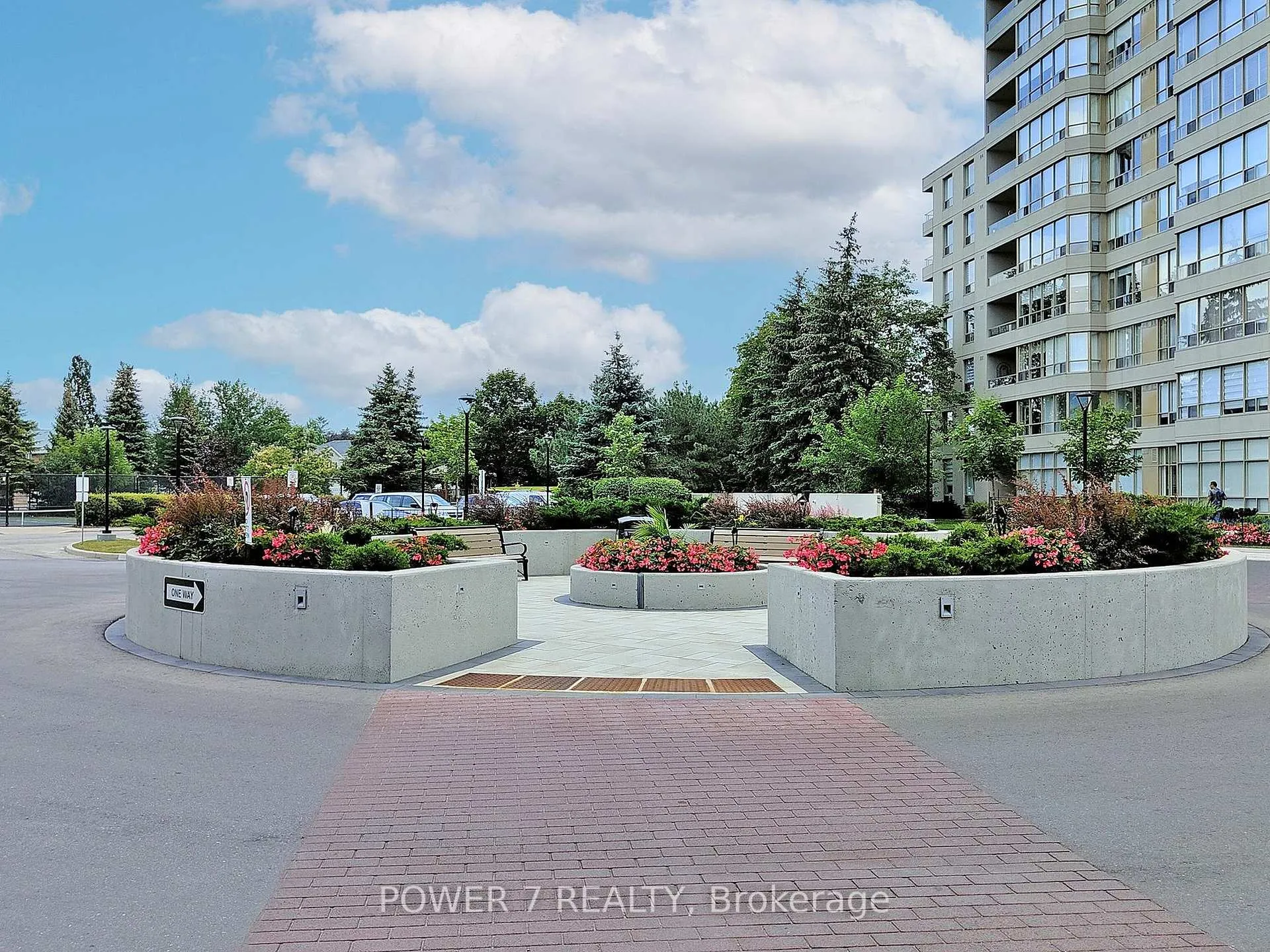 Photo 38 of Unit 1603, 7 Townsgate Drive, Vaughan, Crestwood-Springfarm-Yorkhill — HOMEH