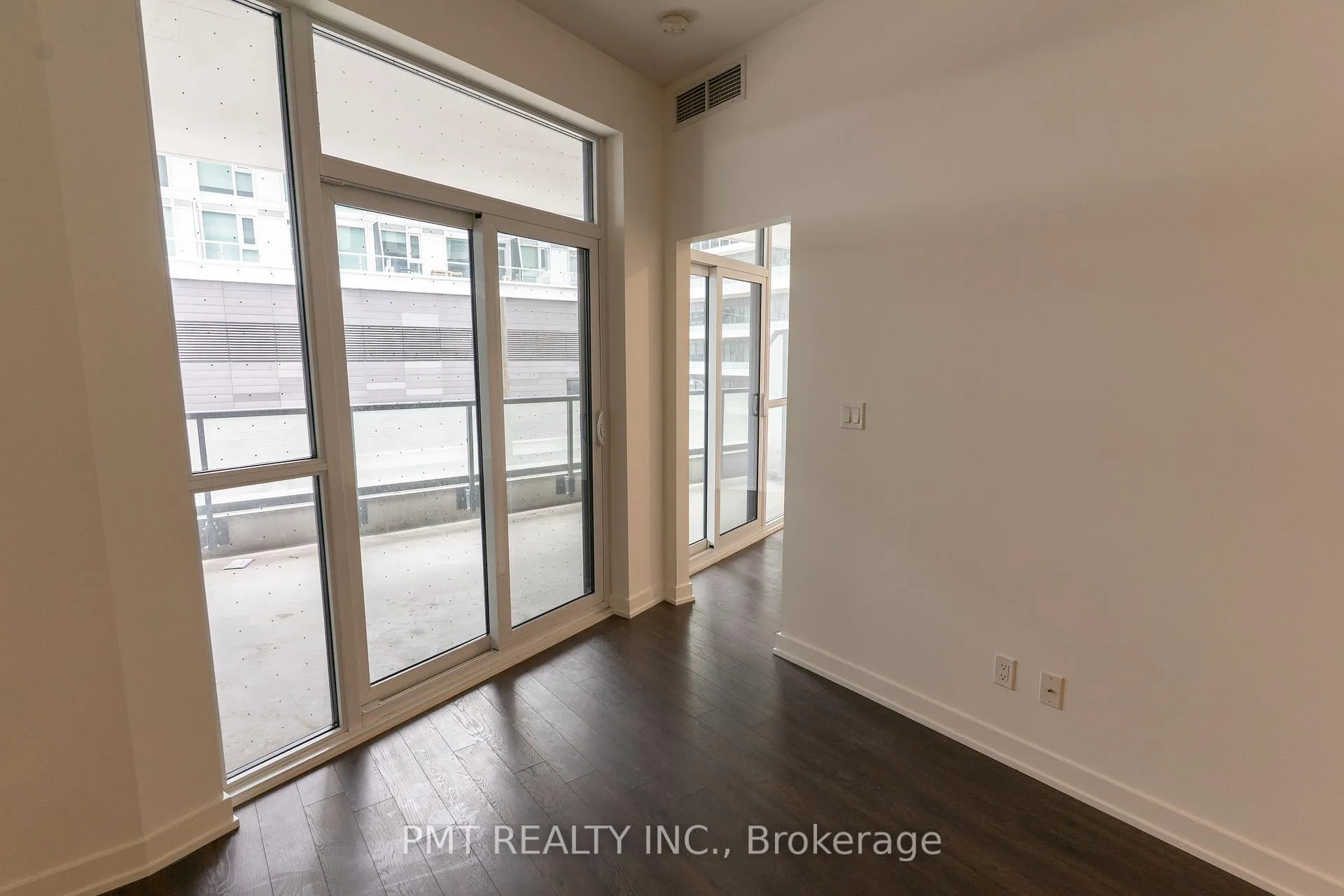 Photo 4 of Unit 306, 30 Ordnance Street, Toronto, Niagara — HOMEH