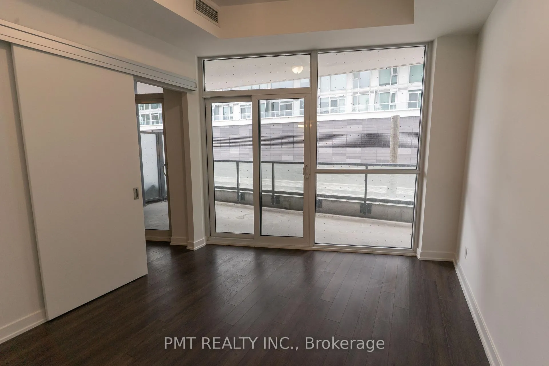 Photo 5 of Unit 306, 30 Ordnance Street, Toronto, Niagara — HOMEH