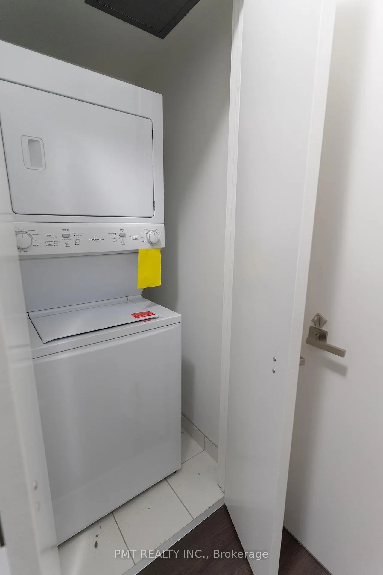 Photo 14 of Unit 306, 30 Ordnance Street, Toronto, Niagara — HOMEH