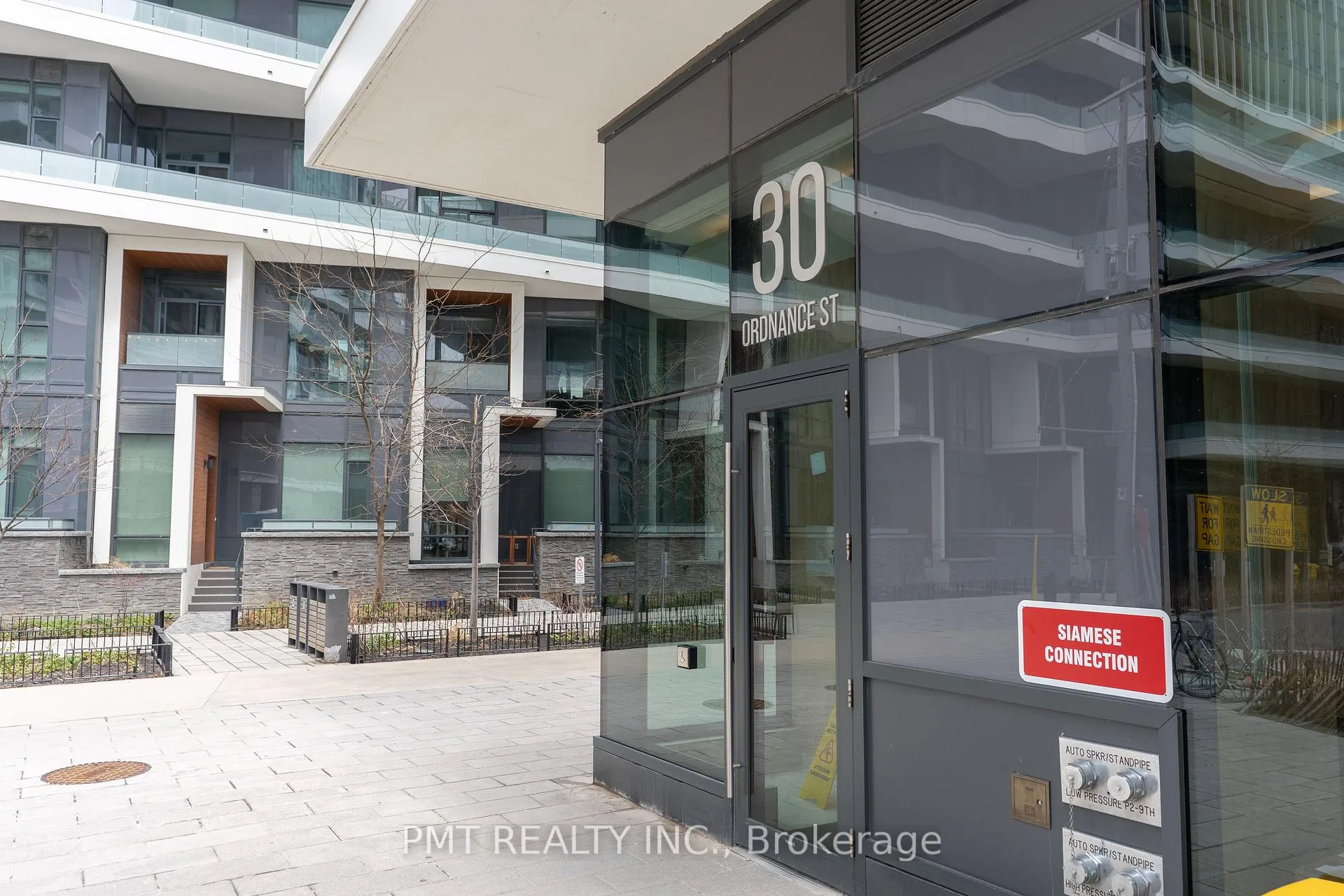 Photo 17 of Unit 306, 30 Ordnance Street, Toronto, Niagara — HOMEH