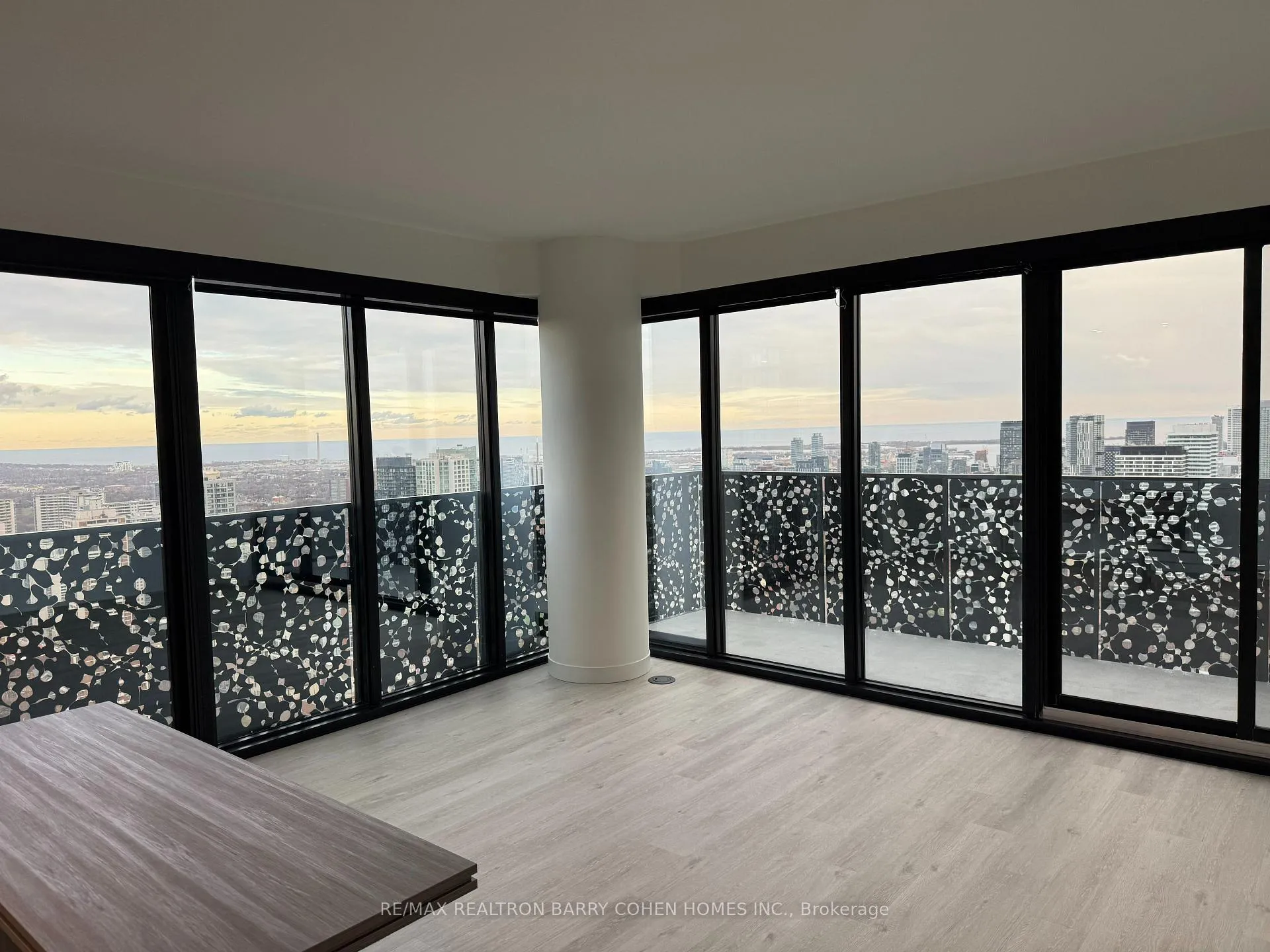 Photo 3 of Unit 4402, 55 Charles Street E, Toronto, Church-Yonge Corridor — HOMEH