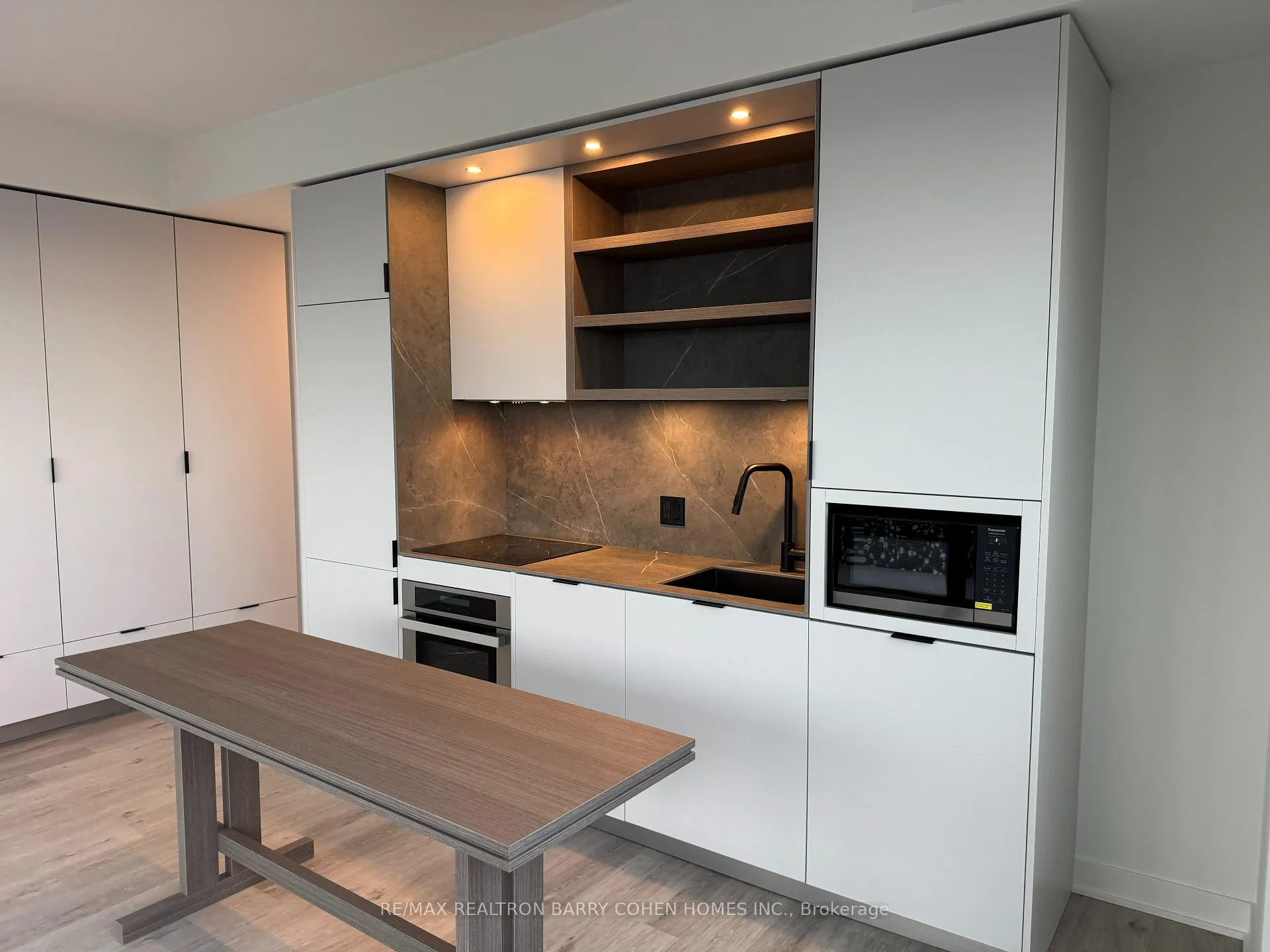 Photo 5 of Unit 4402, 55 Charles Street E, Toronto, Church-Yonge Corridor — HOMEH