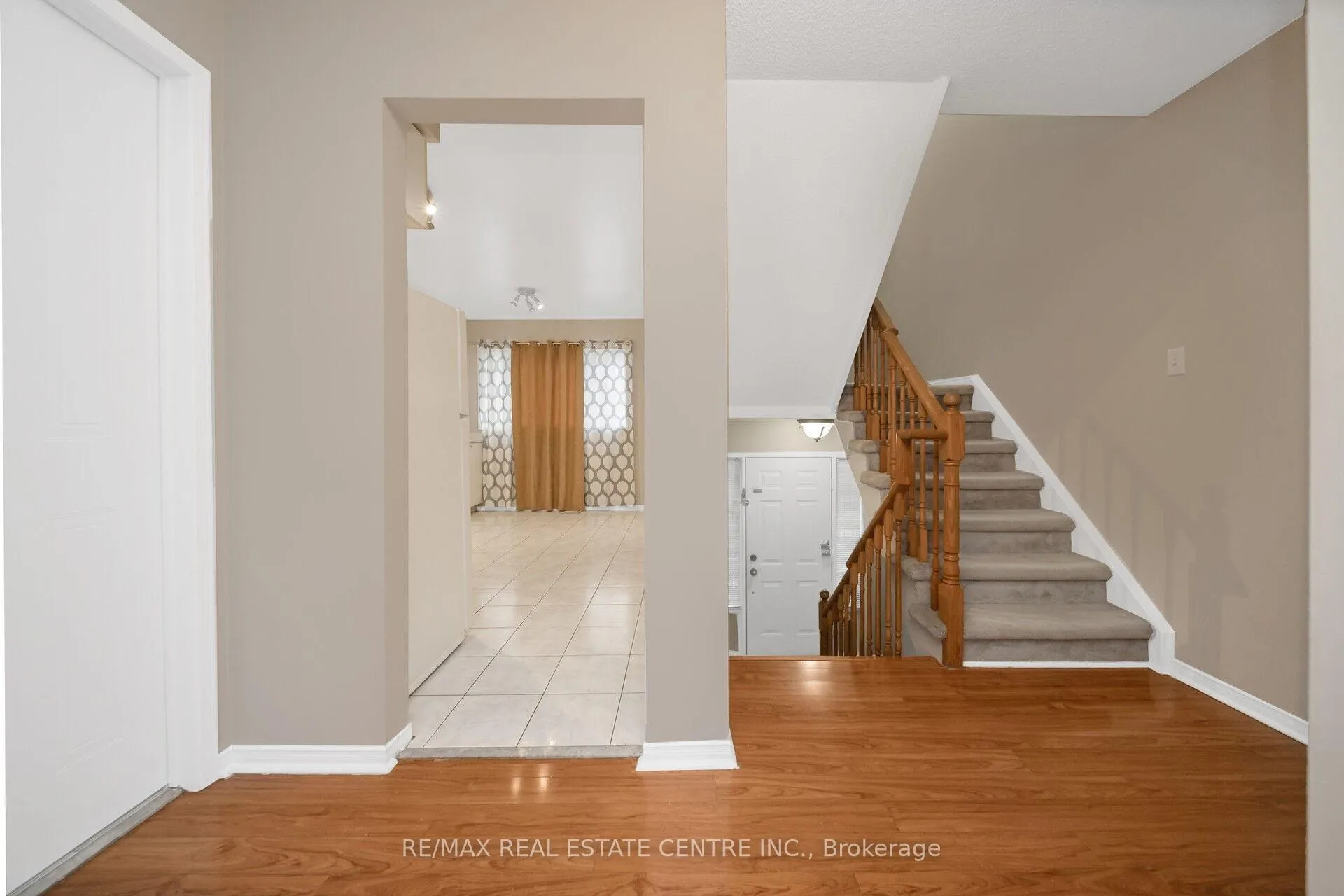 Photo 13 of Unit 64, 65 Brickyard Way, Brampton, Brampton North — HOMEH
