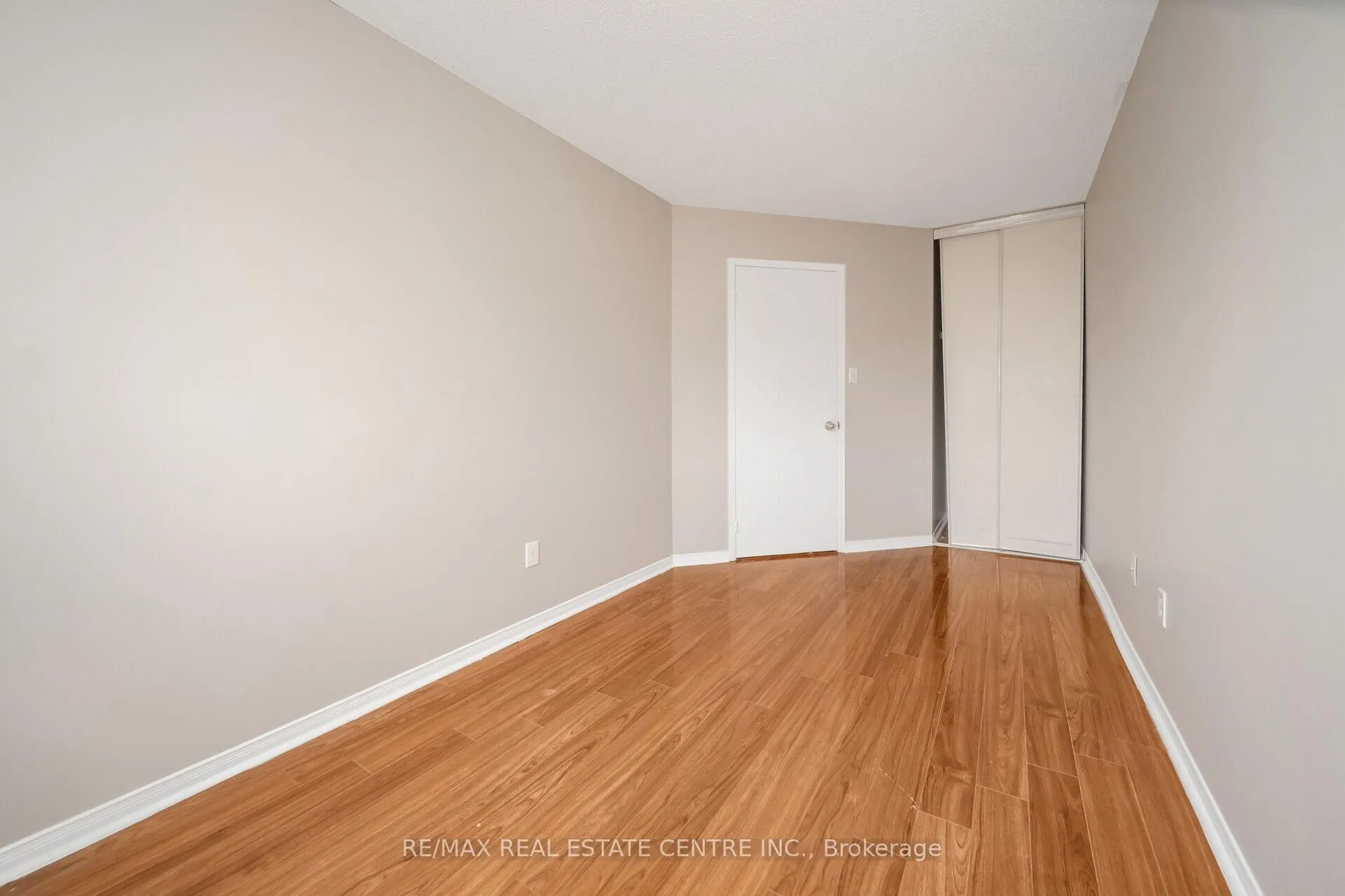 Photo 20 of Unit 64, 65 Brickyard Way, Brampton, Brampton North — HOMEH