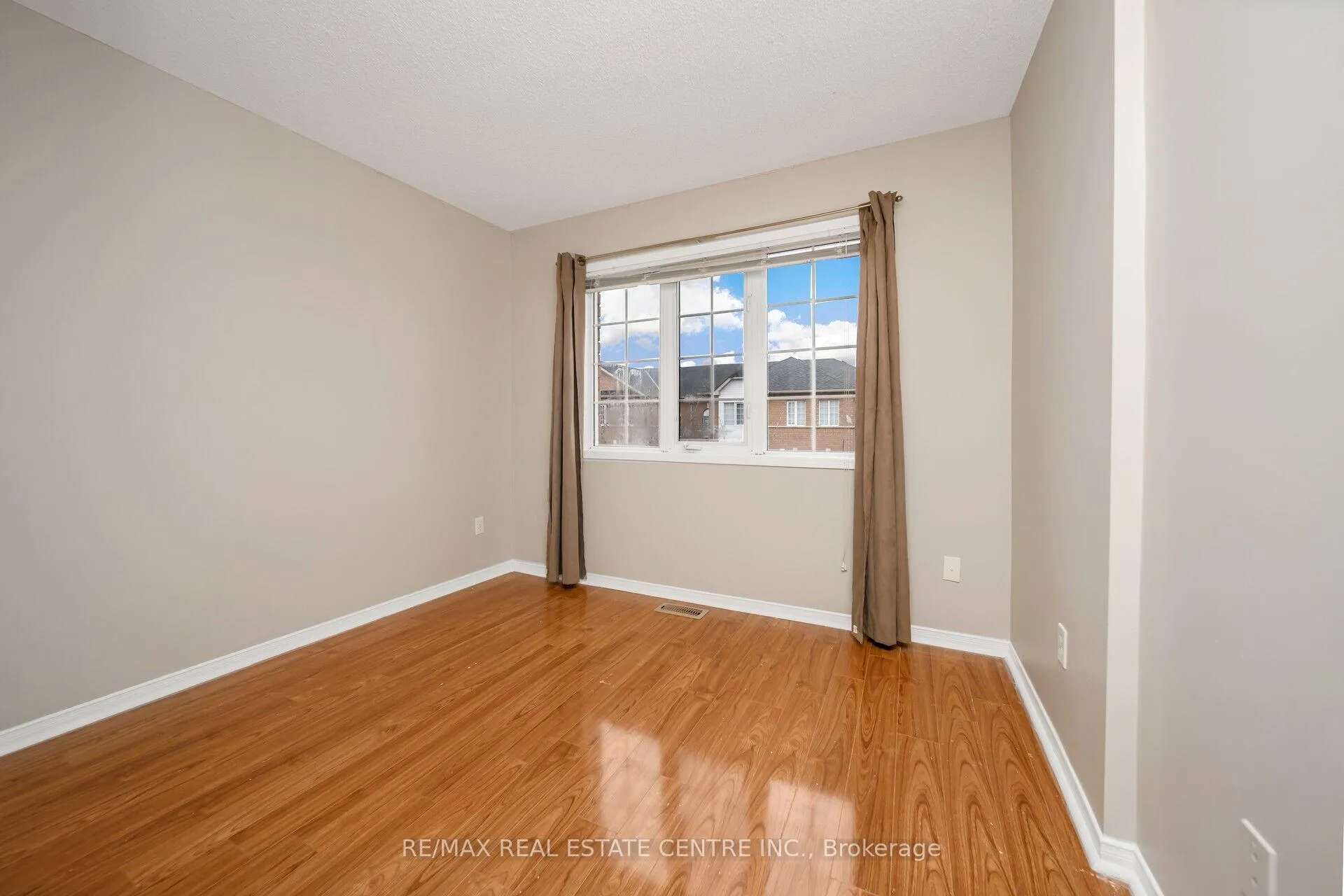 Photo 25 of Unit 64, 65 Brickyard Way, Brampton, Brampton North — HOMEH