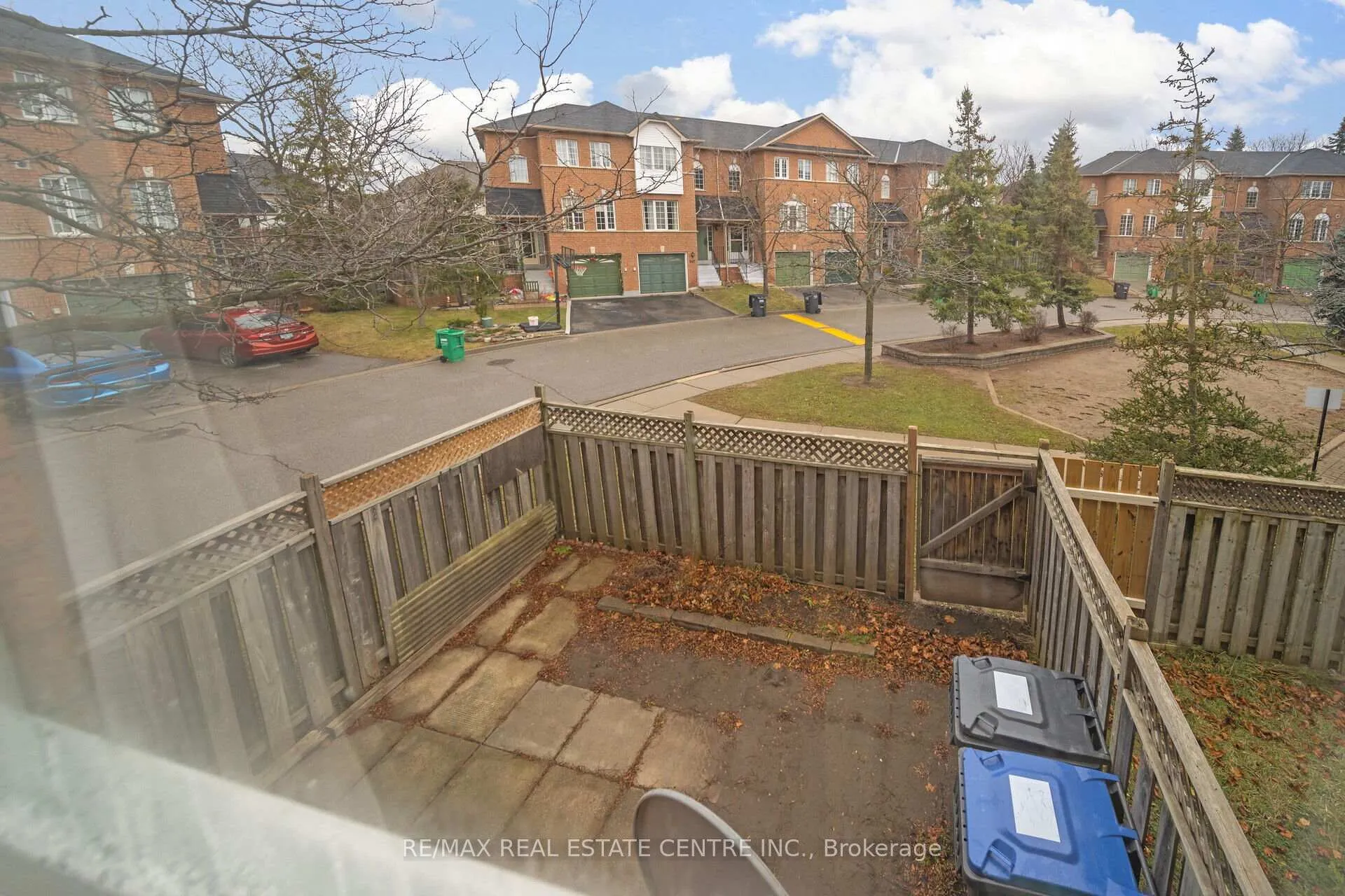 Photo 29 of Unit 64, 65 Brickyard Way, Brampton, Brampton North — HOMEH