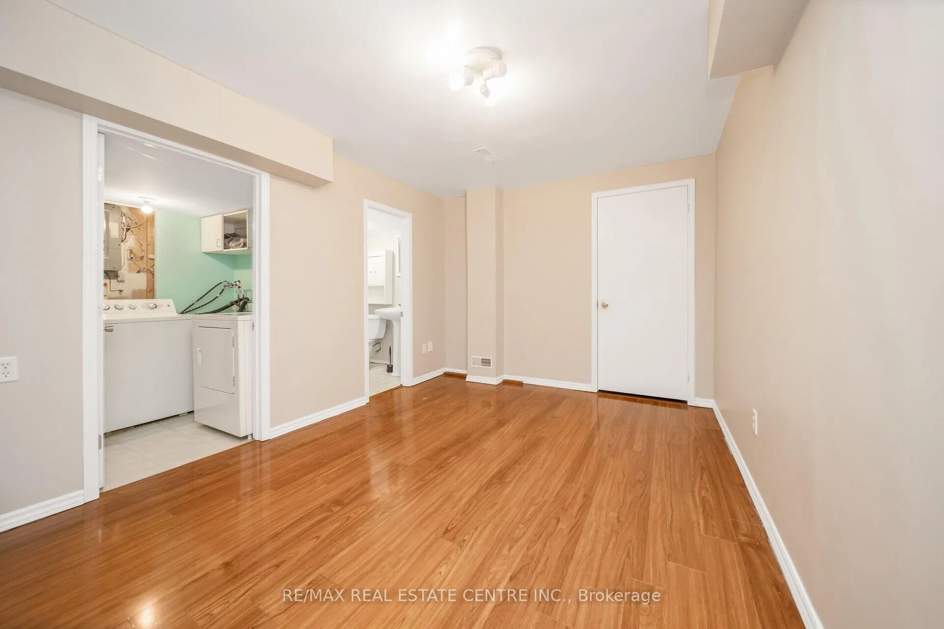 Photo 31 of Unit 64, 65 Brickyard Way, Brampton, Brampton North — HOMEH