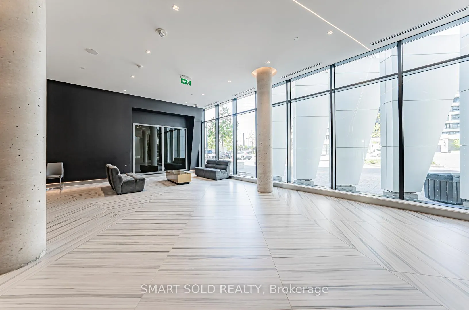 Photo 3 of Unit 3007, 8 water walk Drive, Markham, Unionville — HOMEH