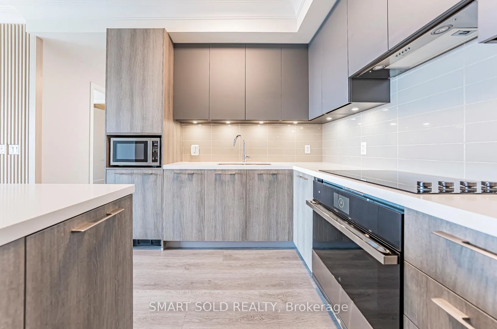 Photo 18 of Unit 3007, 8 water walk Drive, Markham, Unionville — HOMEH