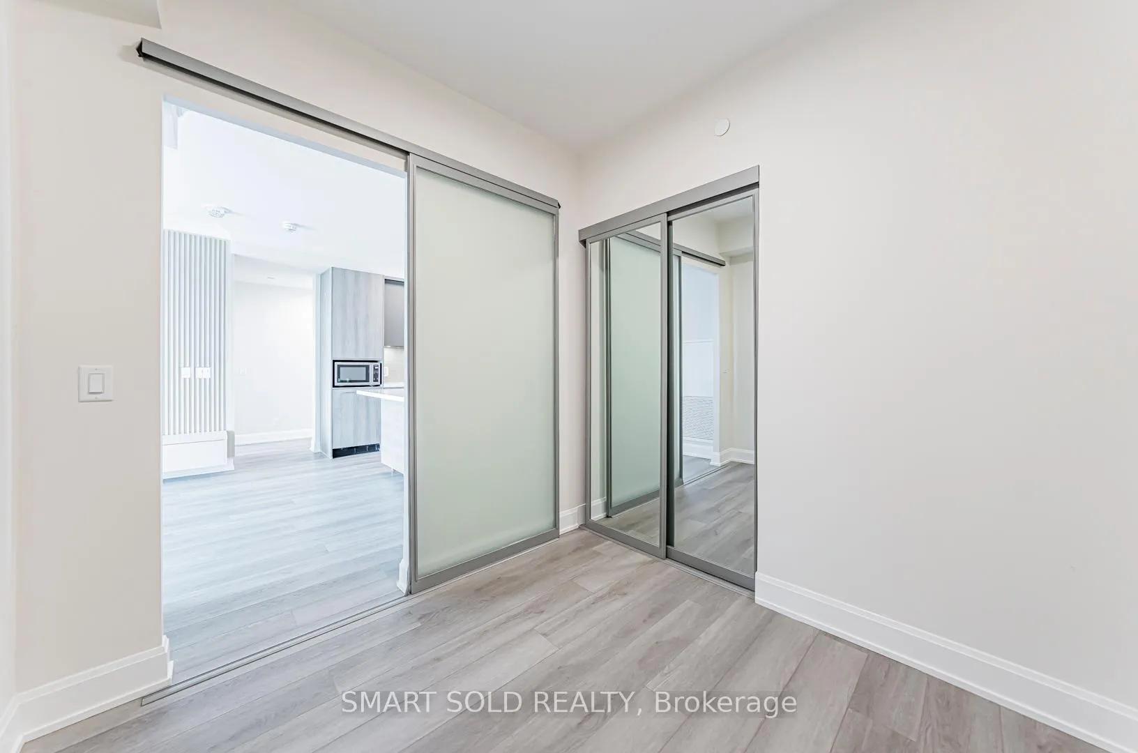 Photo 32 of Unit 3007, 8 water walk Drive, Markham, Unionville — HOMEH