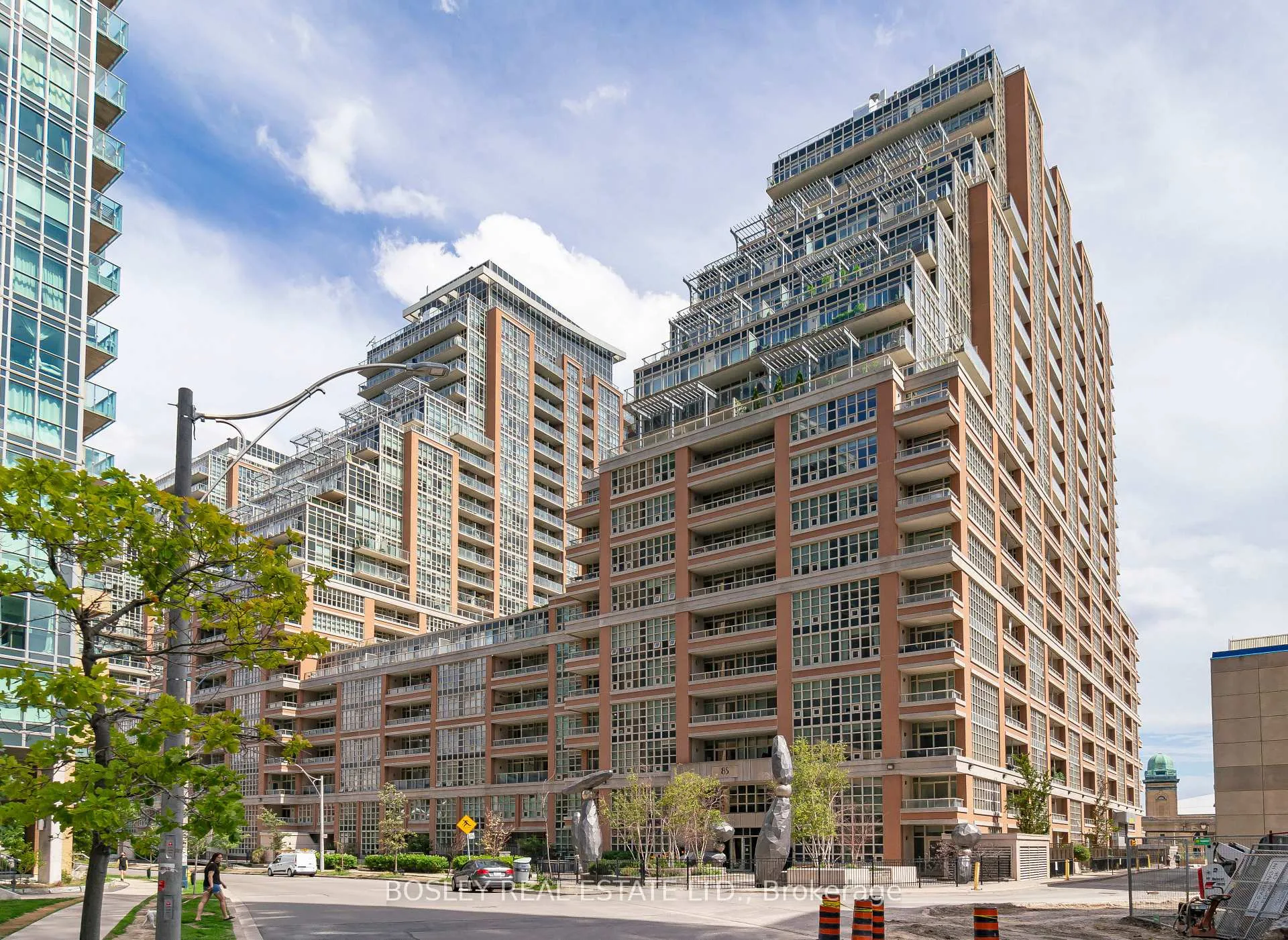 Front of Unit 325, 85 East Liberty Street