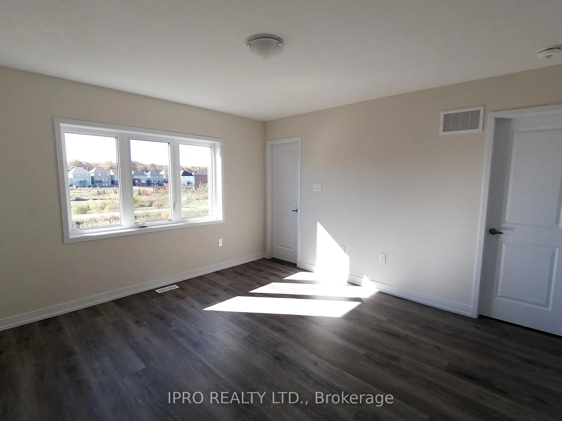 Photo 9 of Unit 19, 7789 Kalar Road, Niagara Falls, Brown — HOMEH