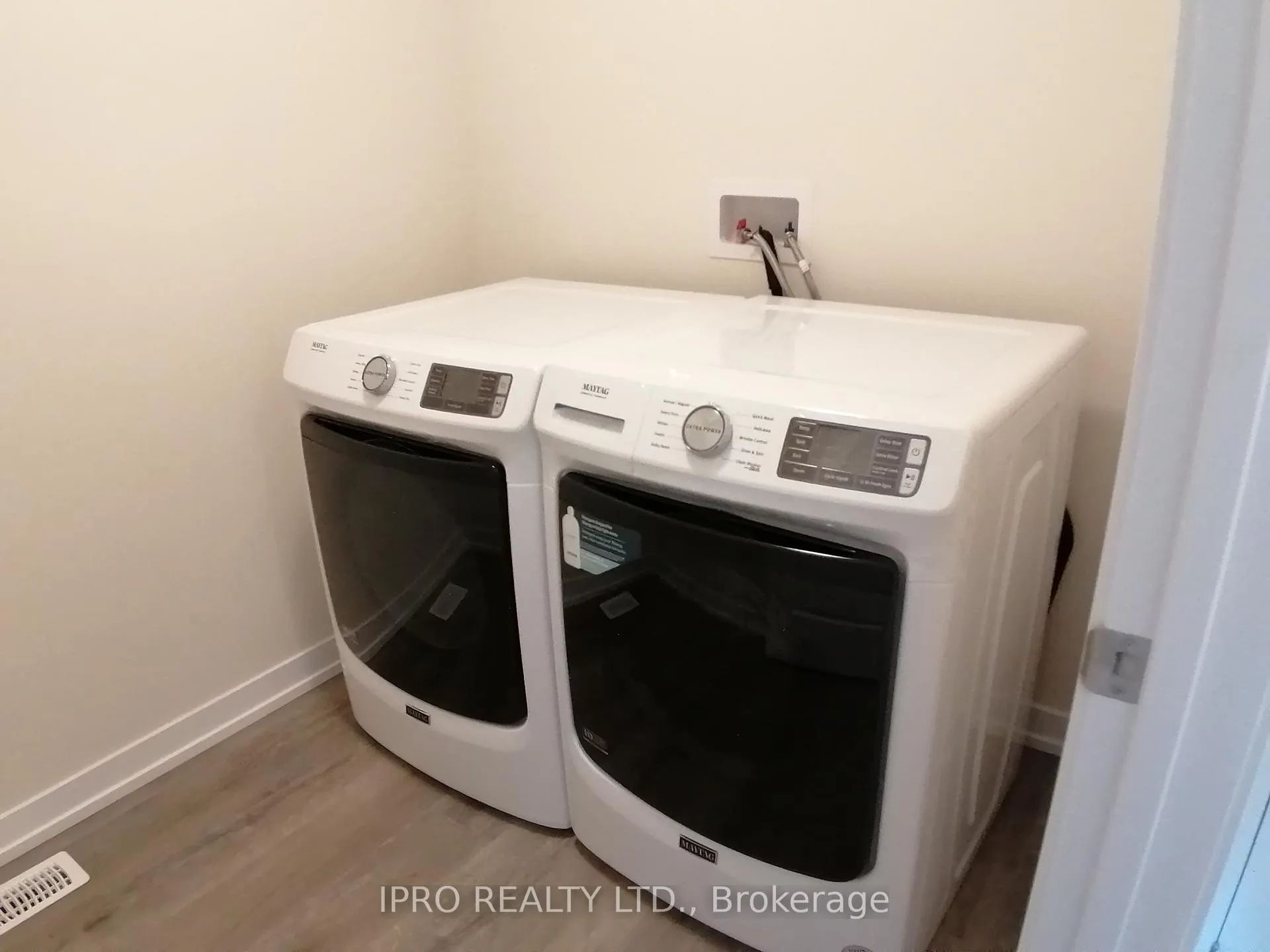 Photo 18 of Unit 19, 7789 Kalar Road, Niagara Falls, Brown — HOMEH
