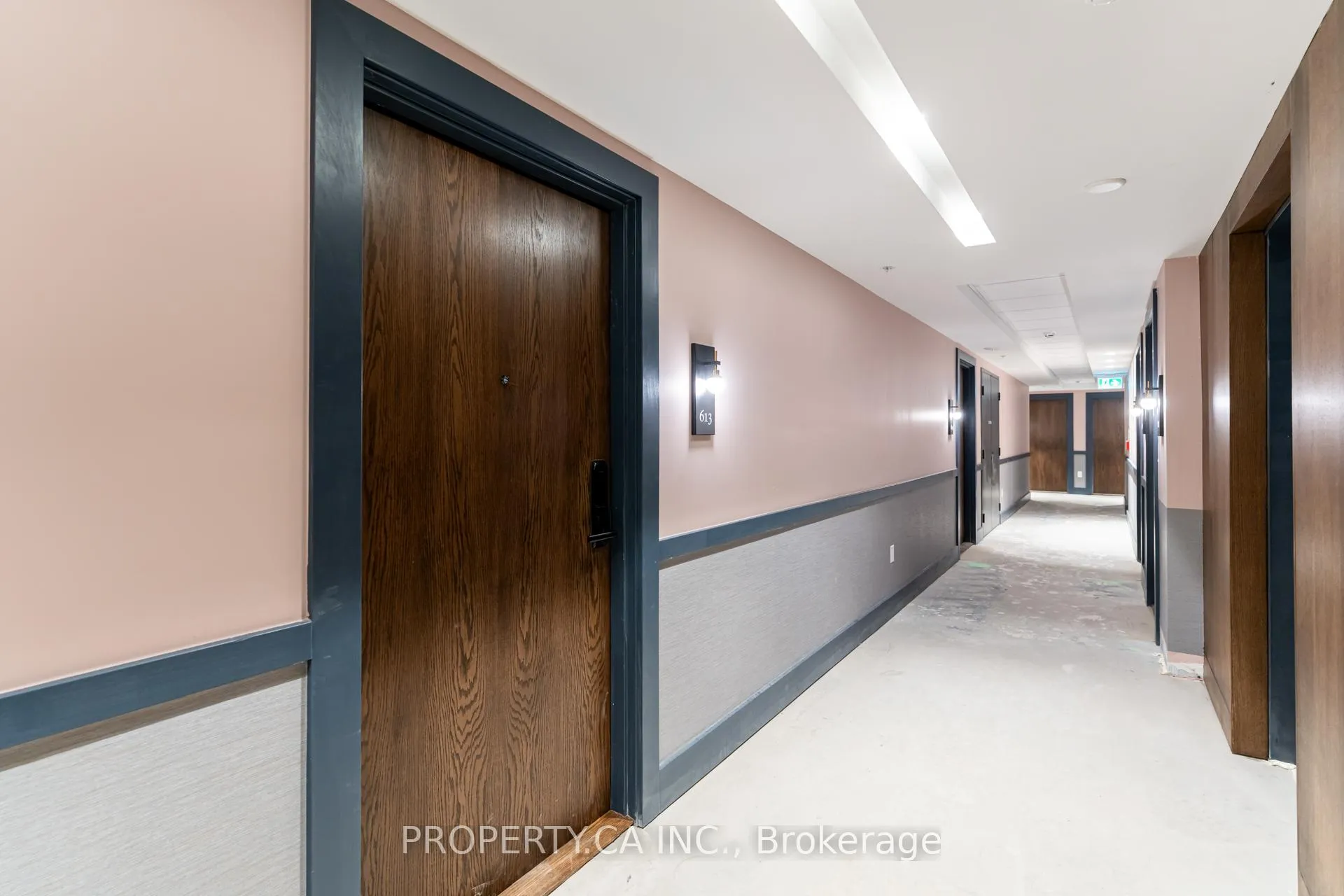 Photo 8 of Unit 613, 2782 Barton Street E, Hamilton, Riverdale — HOMEH