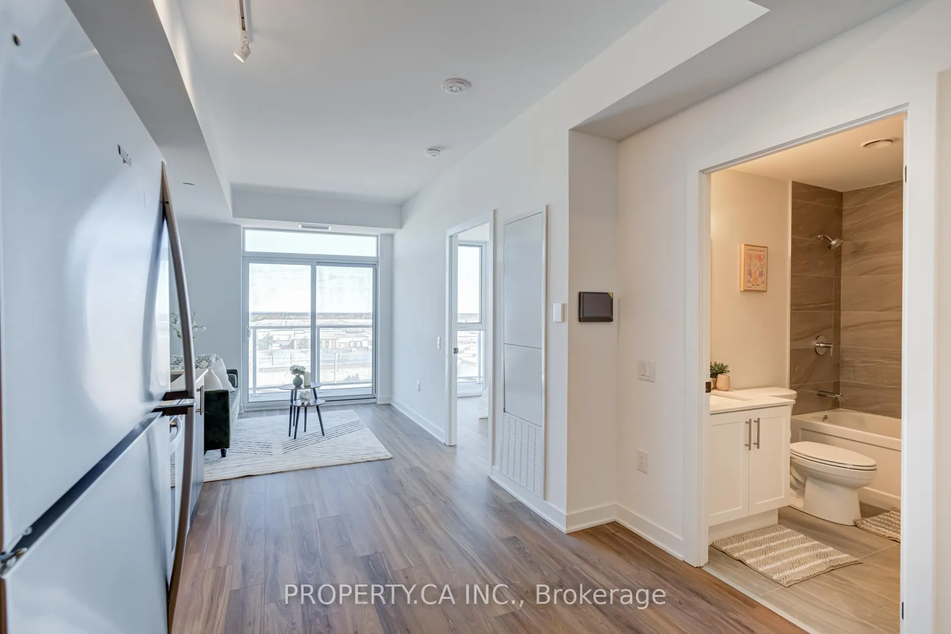 Photo 16 of Unit 613, 2782 Barton Street E, Hamilton, Riverdale — HOMEH