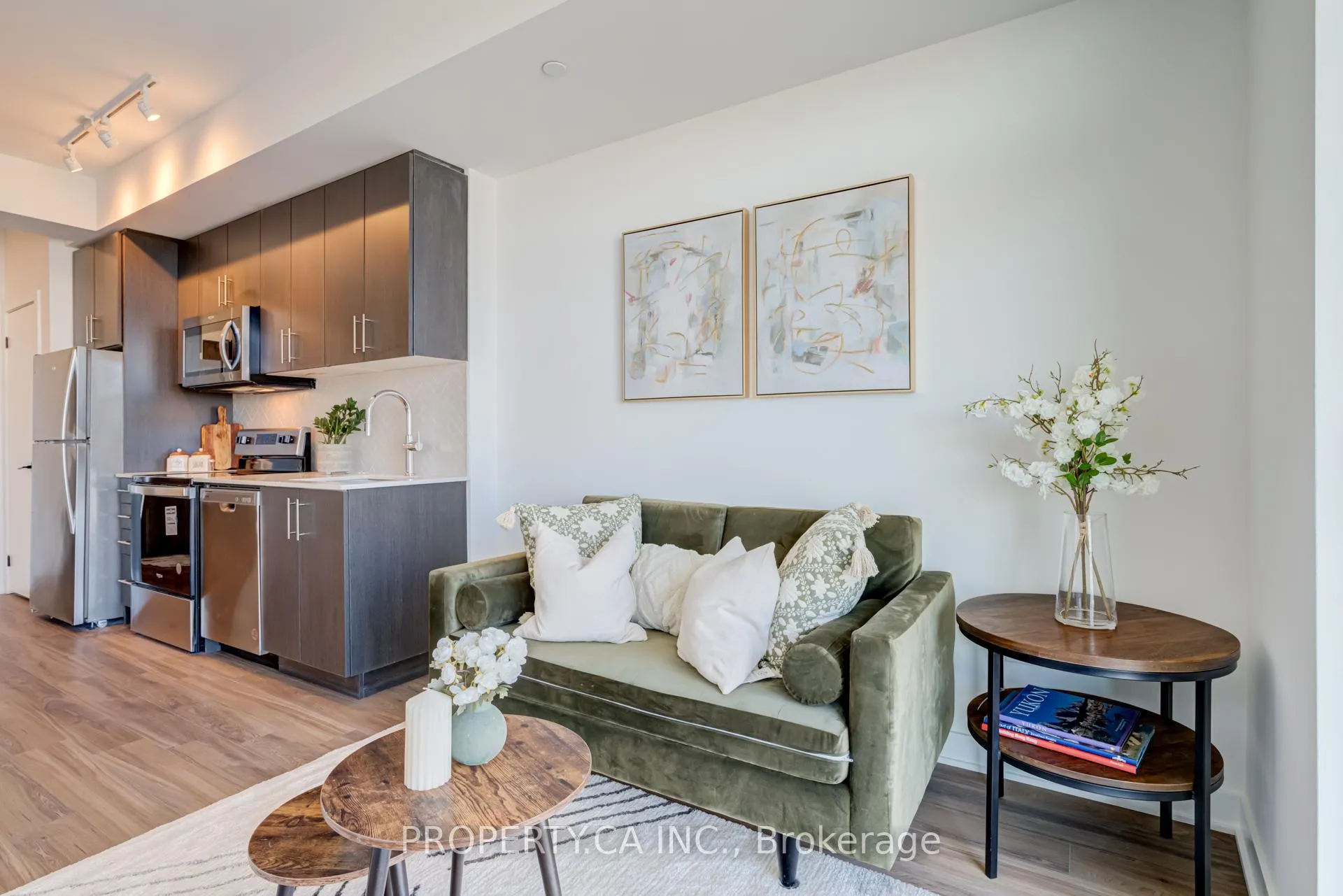 Photo 18 of Unit 613, 2782 Barton Street E, Hamilton, Riverdale — HOMEH
