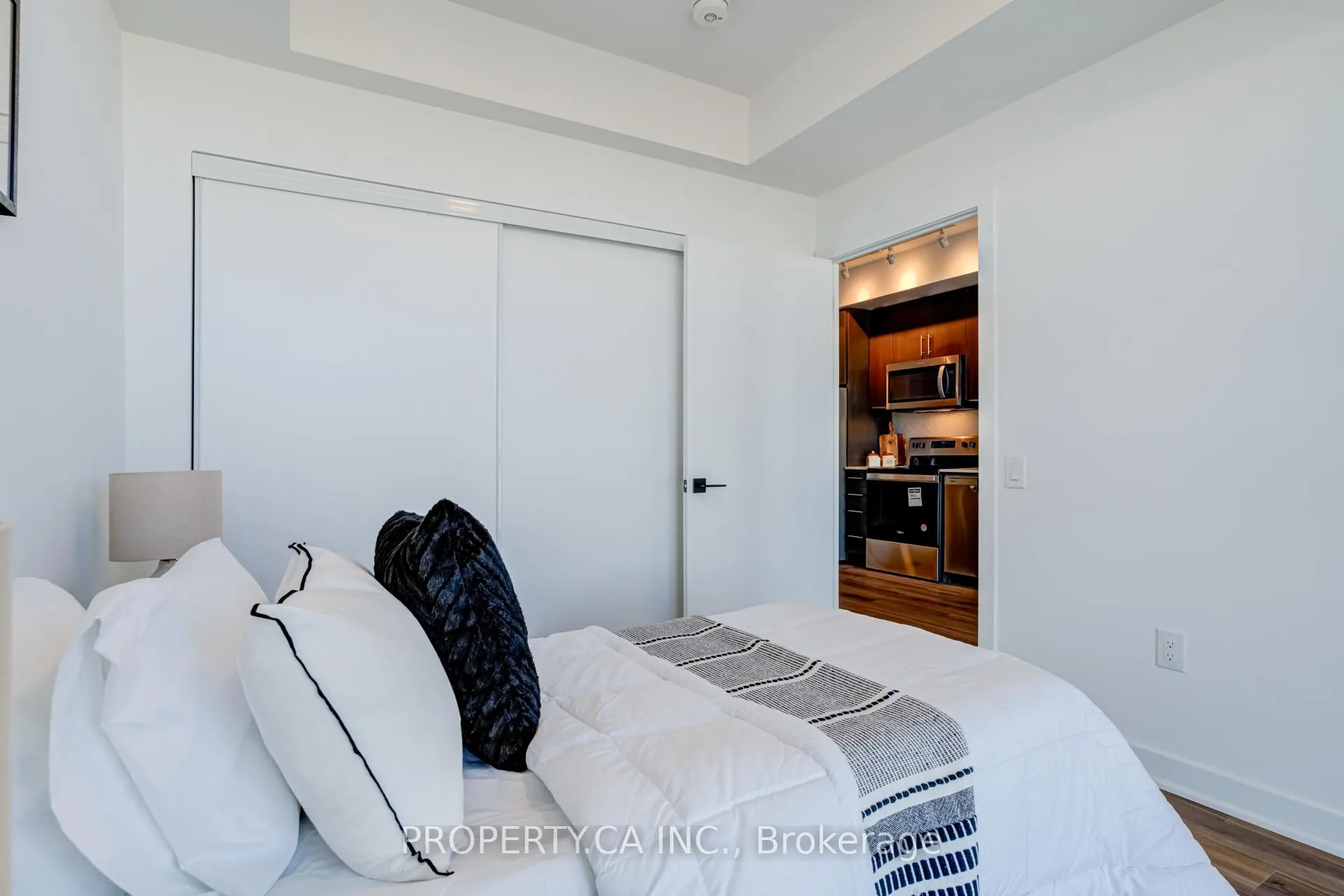 Photo 22 of Unit 613, 2782 Barton Street E, Hamilton, Riverdale — HOMEH