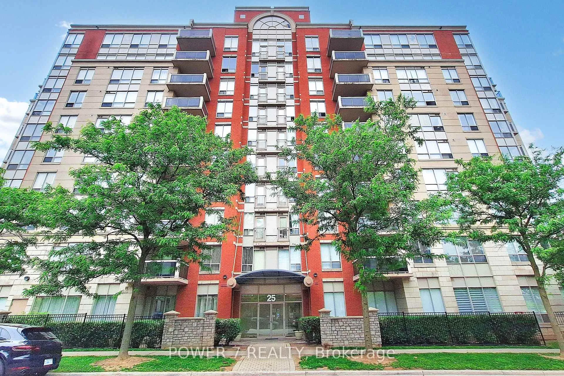 Photo 2 of Unit Ph03, 25 Times Avenue, Markham, Commerce Valley — HOMEH