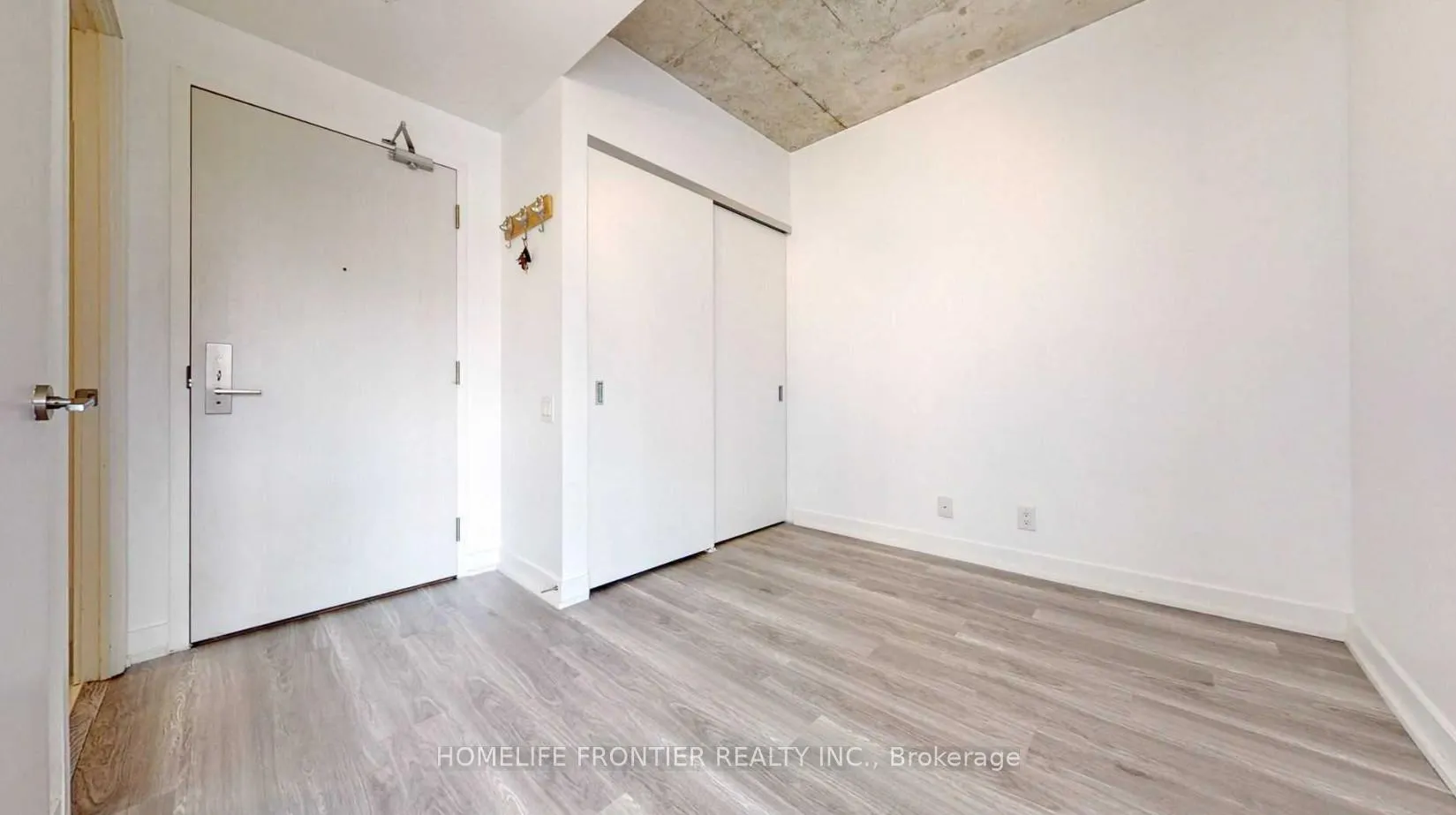 Photo 16 of Unit 825, 39 Brant Street, Toronto, Waterfront Communities — HOMEH