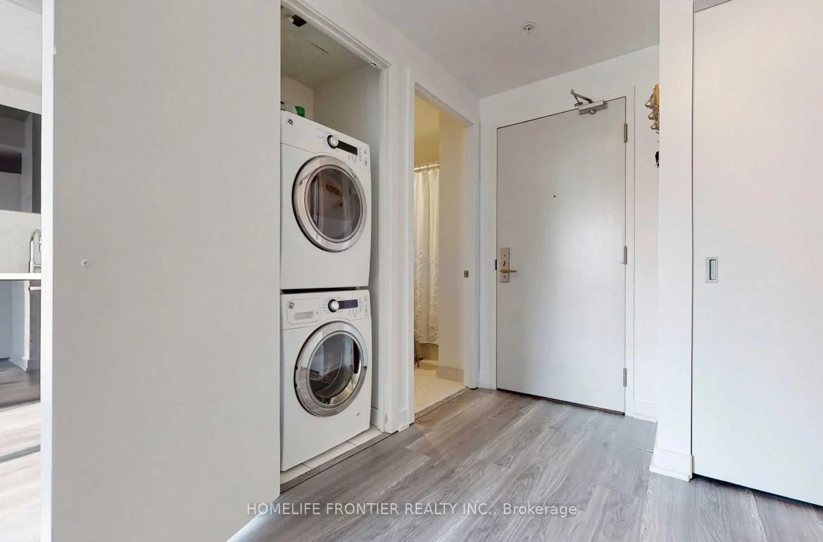 Photo 17 of Unit 825, 39 Brant Street, Toronto, Waterfront Communities — HOMEH
