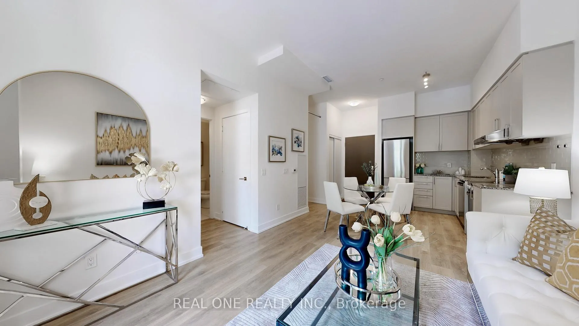 Photo 8 of Unit 116W, 268 Buchanan Drive, Markham, Unionville — HOMEH