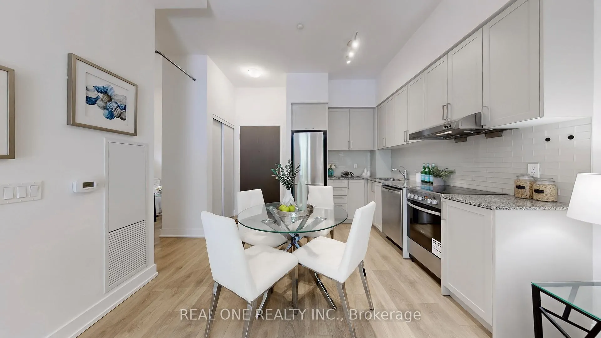 Photo 9 of Unit 116W, 268 Buchanan Drive, Markham, Unionville — HOMEH
