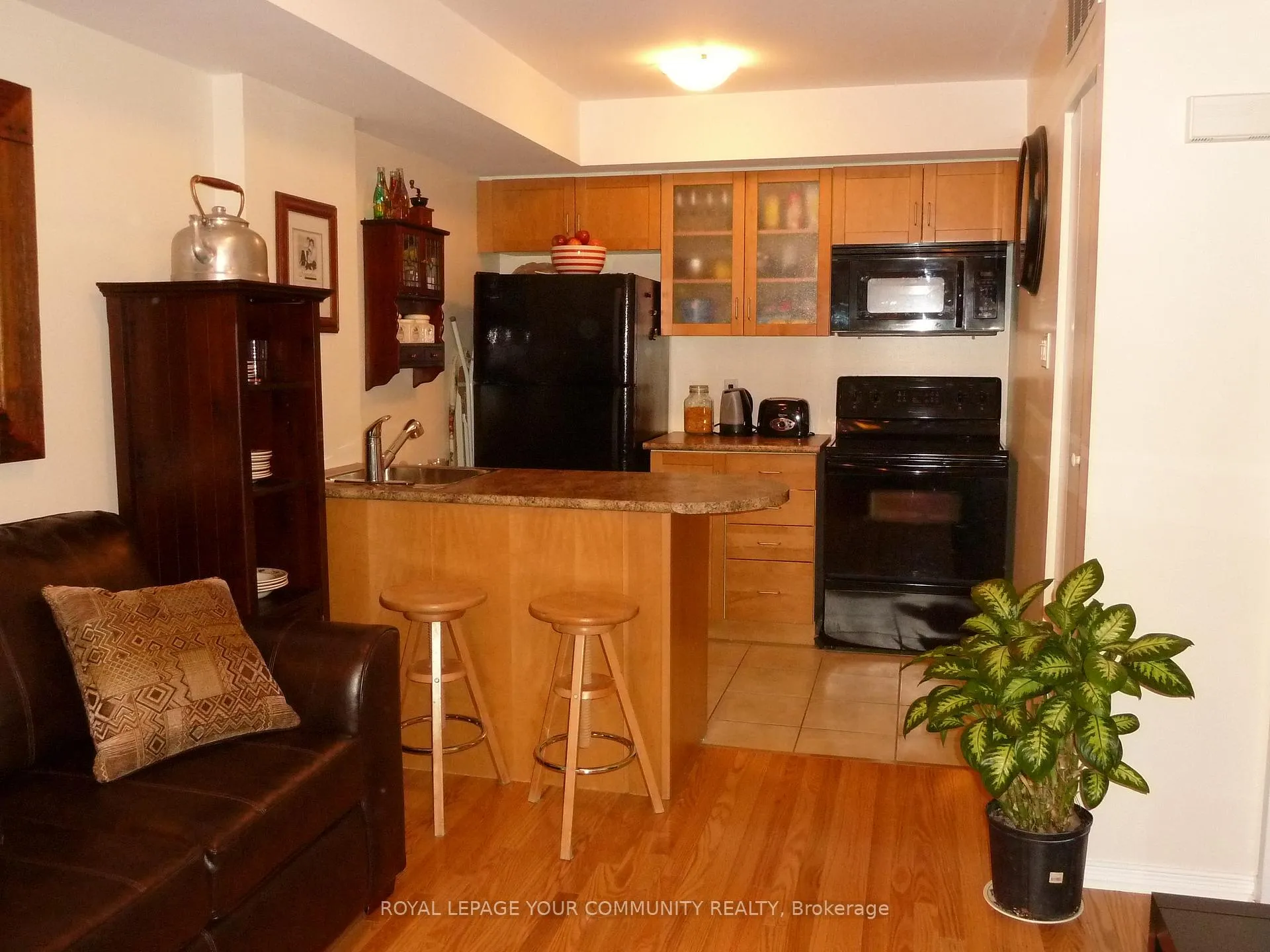Photo 7 of Unit 805, 46 Western Battery Road E, Toronto, Niagara — HOMEH