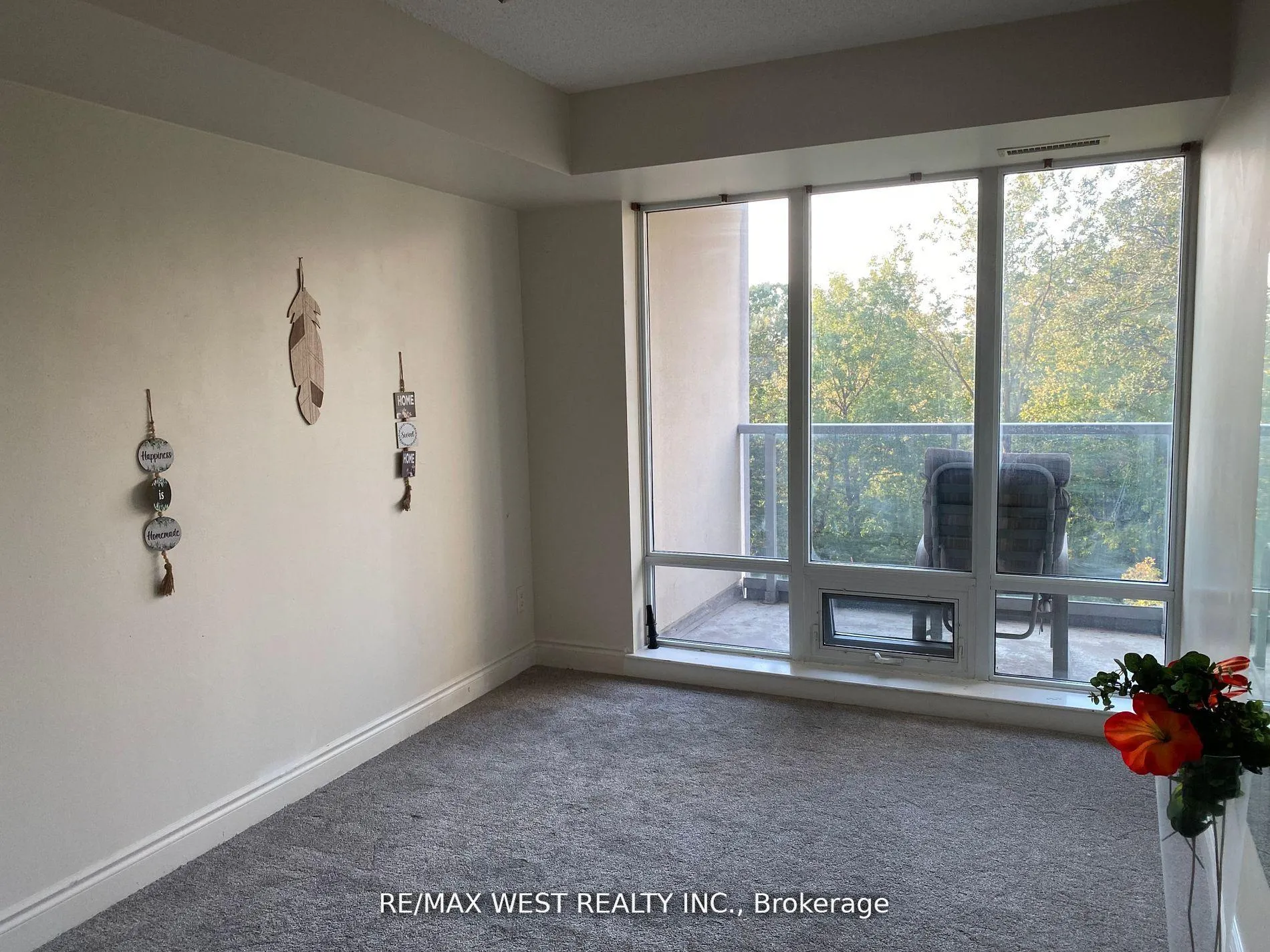 Photo 8 of Unit 408, 7 North Park Road, Vaughan, Beverley Glen — HOMEH