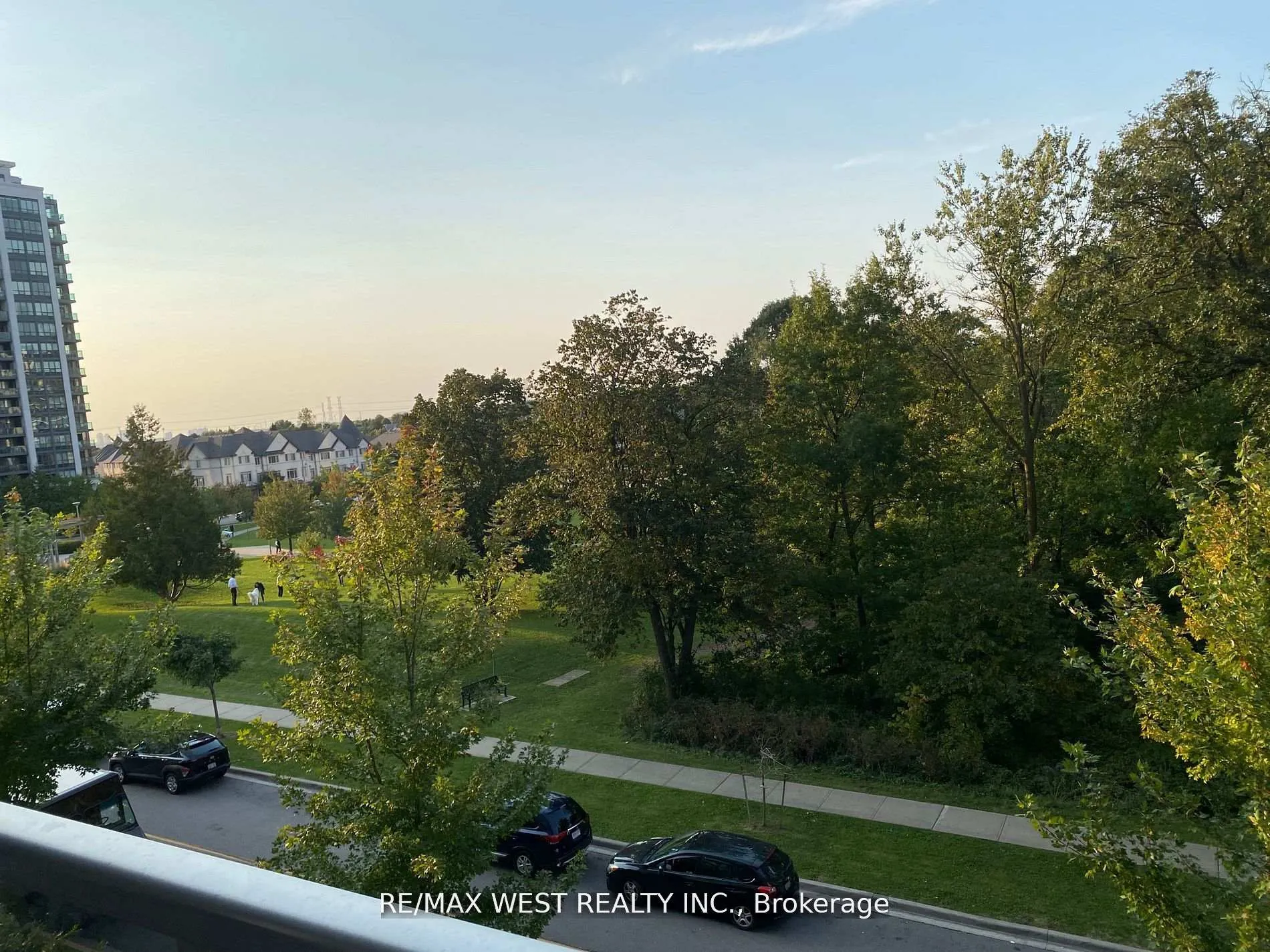 Photo 15 of Unit 408, 7 North Park Road, Vaughan, Beverley Glen — HOMEH