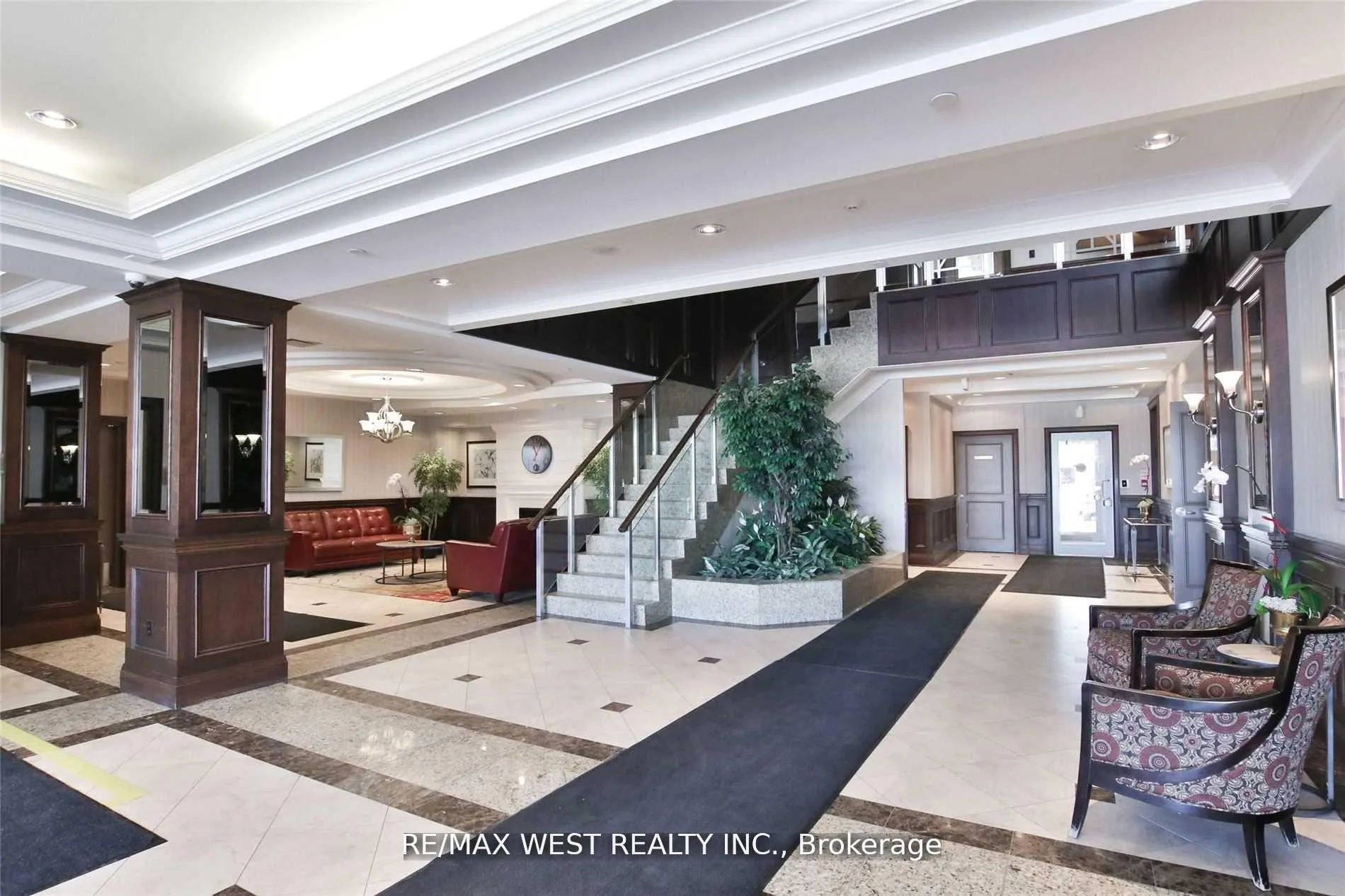 Photo 18 of Unit 408, 7 North Park Road, Vaughan, Beverley Glen — HOMEH