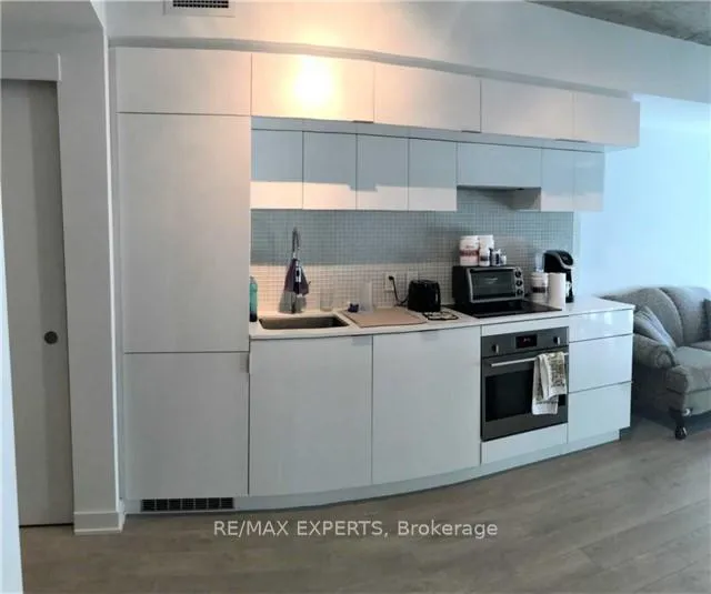 Photo 10 of Unit 314, 185 Roehampton Avenue, Toronto, Mount Pleasant West — HOMEH