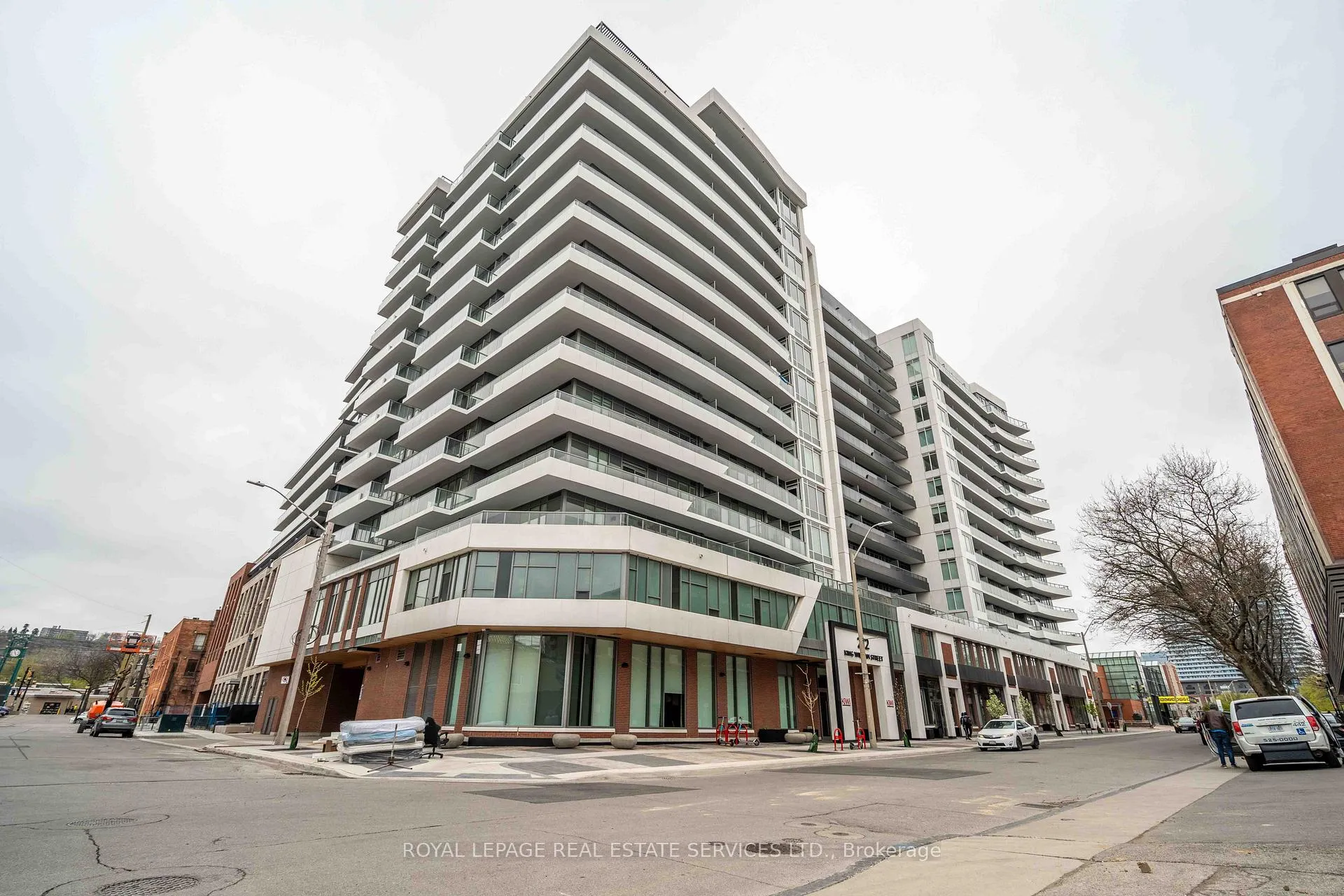 Front of Unit 1410, Room Only, 212 King William Street E