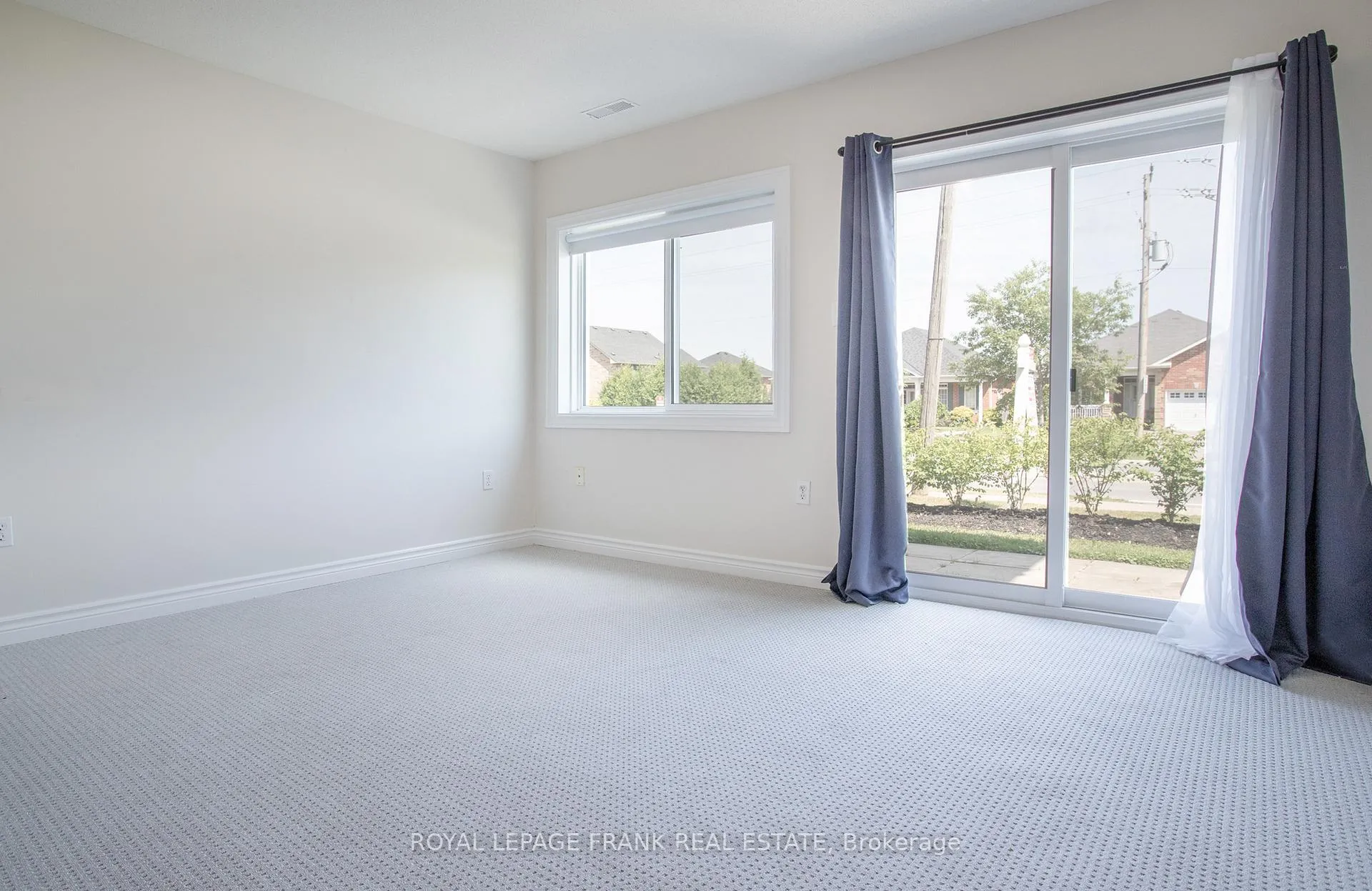 Photo 10 of Unit 9, 1 Testa Road, Uxbridge — HOMEH