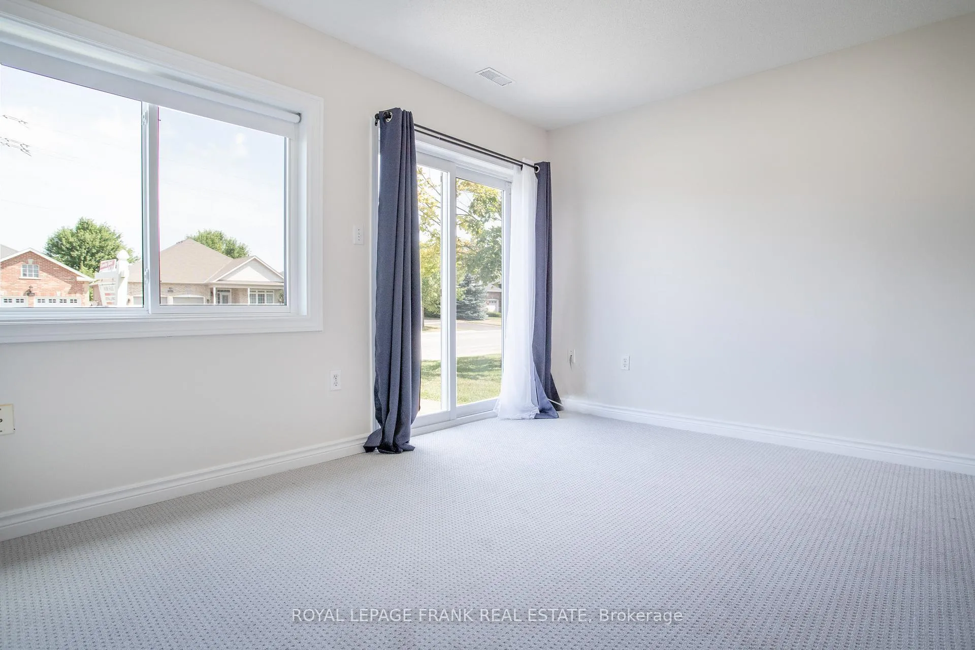 Photo 12 of Unit 9, 1 Testa Road, Uxbridge — HOMEH