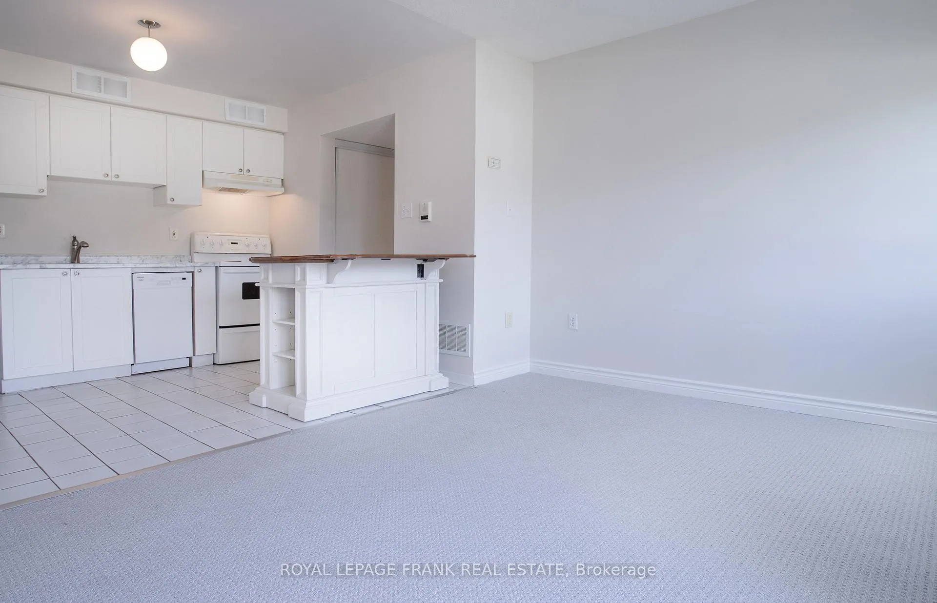 Photo 14 of Unit 9, 1 Testa Road, Uxbridge — HOMEH