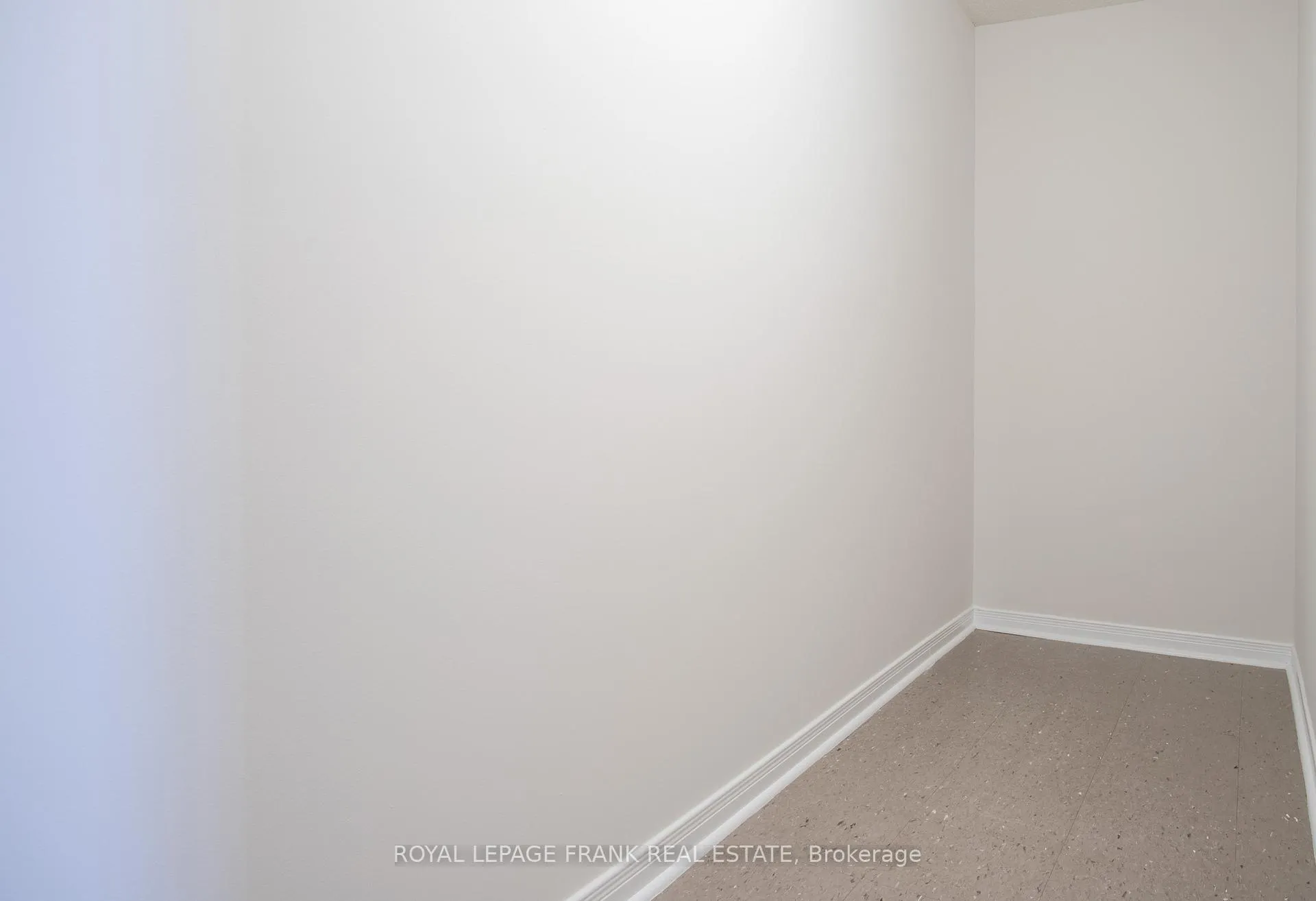 Photo 26 of Unit 9, 1 Testa Road, Uxbridge — HOMEH