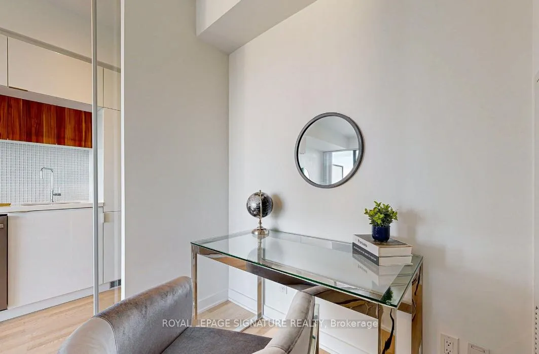 Photo 19 of Unit 1307, 185 Roehampton Avenue, Toronto, Mount Pleasant West — HOMEH