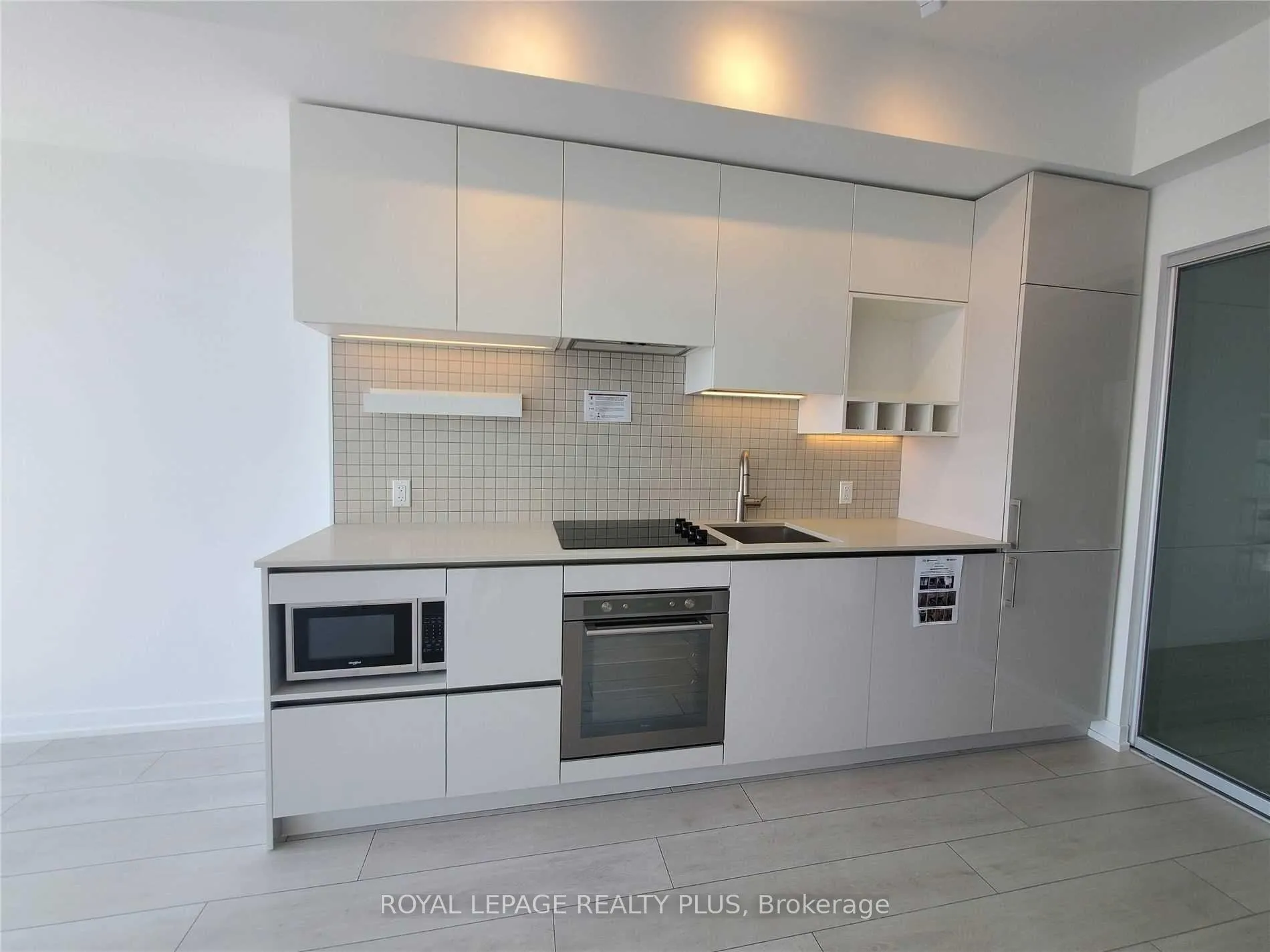 Photo 2 of Unit 1805, 5 Buttermill Avenue, Vaughan, Vaughan Corporate Centre — HOMEH
