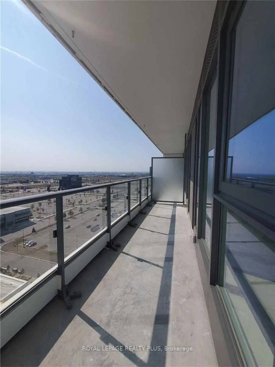 Photo 11 of Unit 1805, 5 Buttermill Avenue, Vaughan, Vaughan Corporate Centre — HOMEH