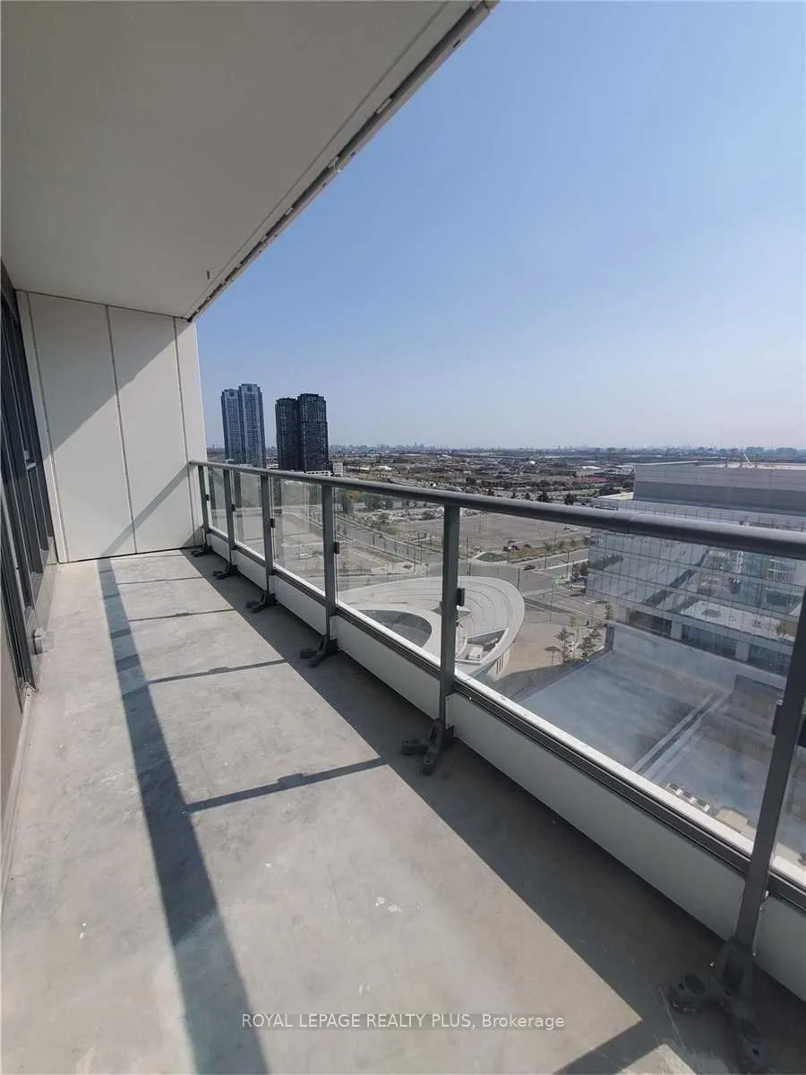 Photo 12 of Unit 1805, 5 Buttermill Avenue, Vaughan, Vaughan Corporate Centre — HOMEH